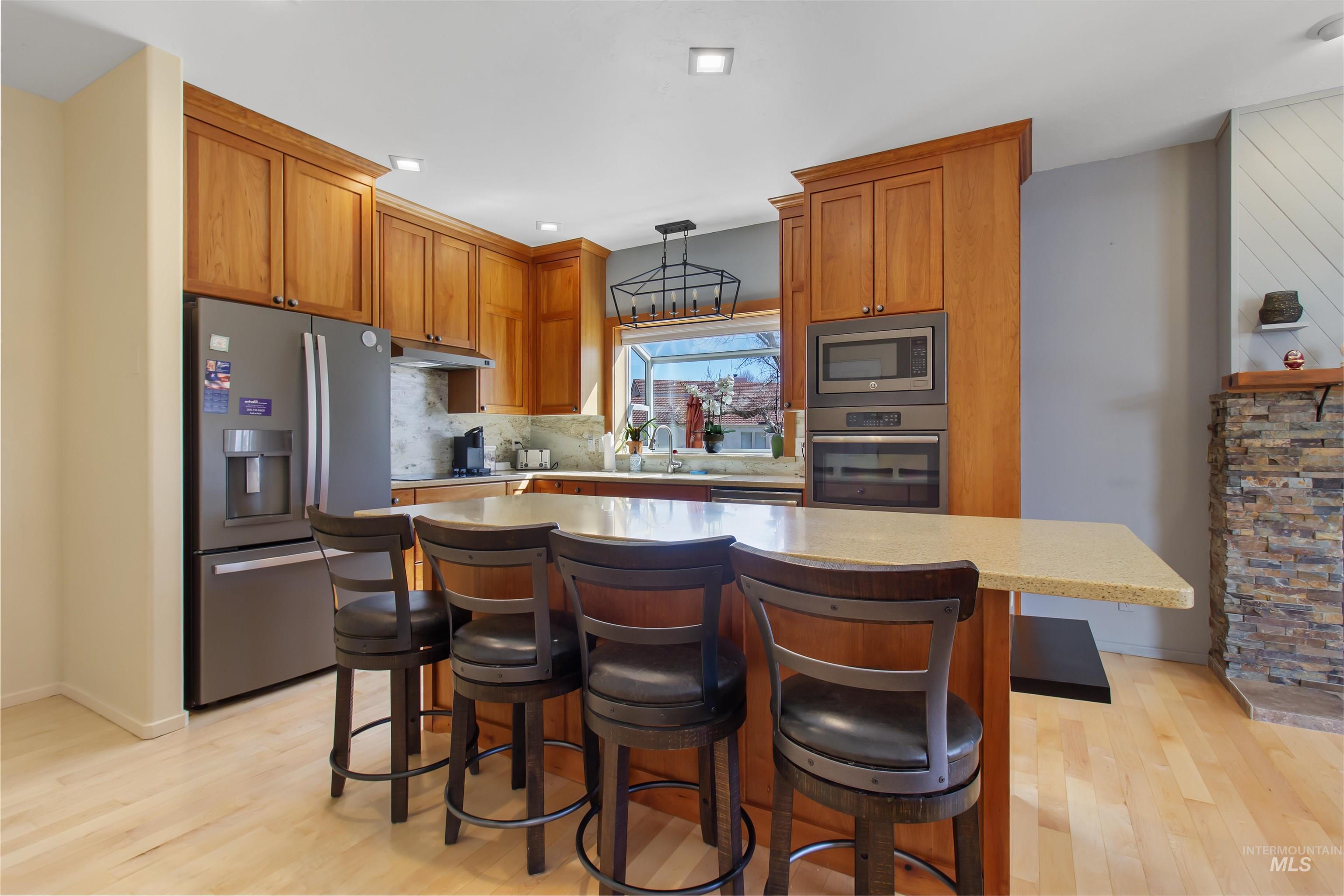 132 Los Lagos, Twin Falls, Idaho 83301, 3 Bedrooms, 2.5 Bathrooms, Residential For Sale, Price $630,000, 98978648