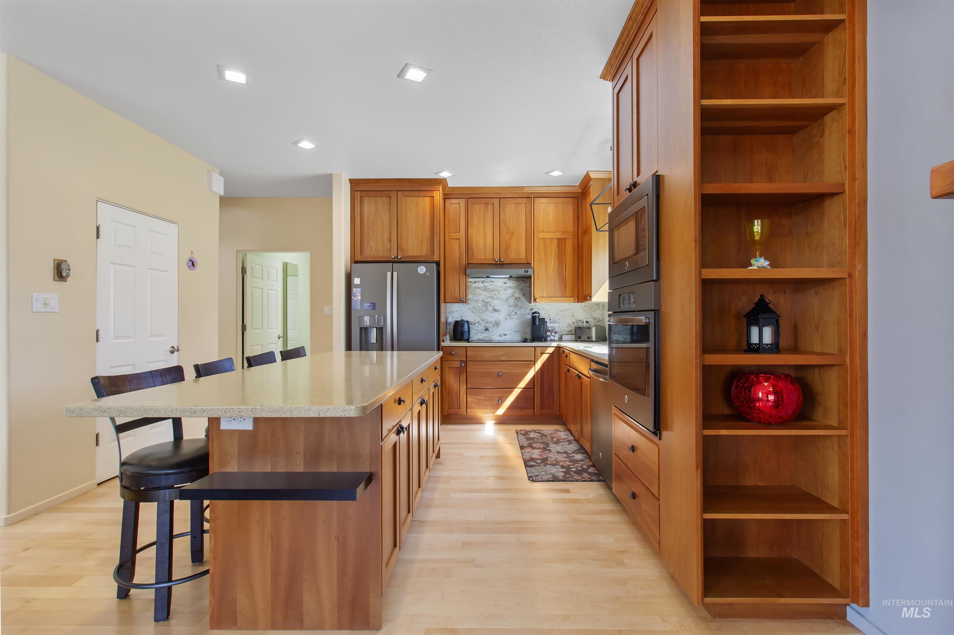 132 Los Lagos, Twin Falls, Idaho 83301, 3 Bedrooms, 2.5 Bathrooms, Residential For Sale, Price $630,000, 98978648