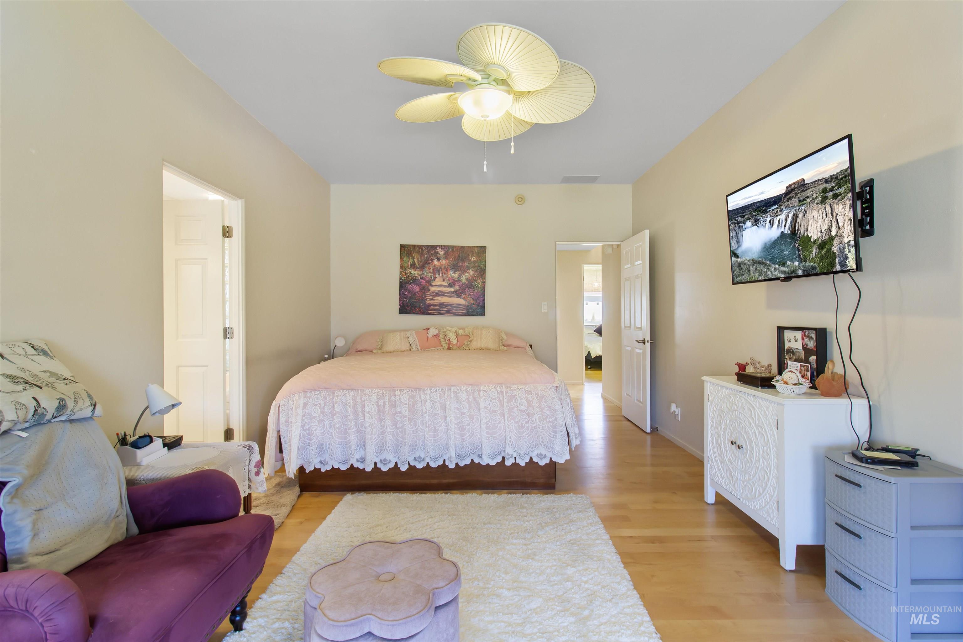 132 Los Lagos, Twin Falls, Idaho 83301, 3 Bedrooms, 2.5 Bathrooms, Residential For Sale, Price $630,000, 98978648