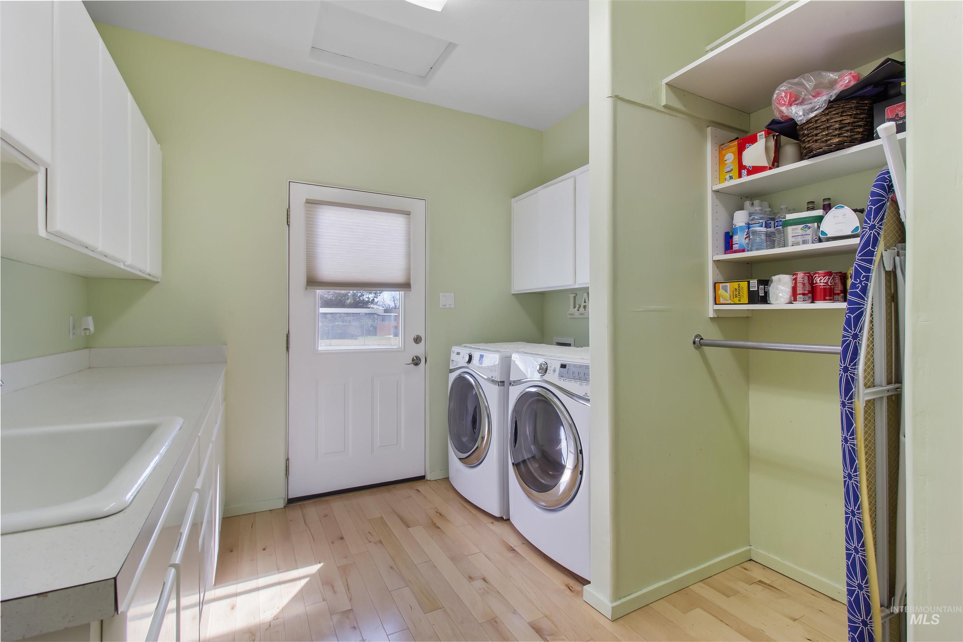 132 Los Lagos, Twin Falls, Idaho 83301, 3 Bedrooms, 2.5 Bathrooms, Residential For Sale, Price $630,000, 98978648