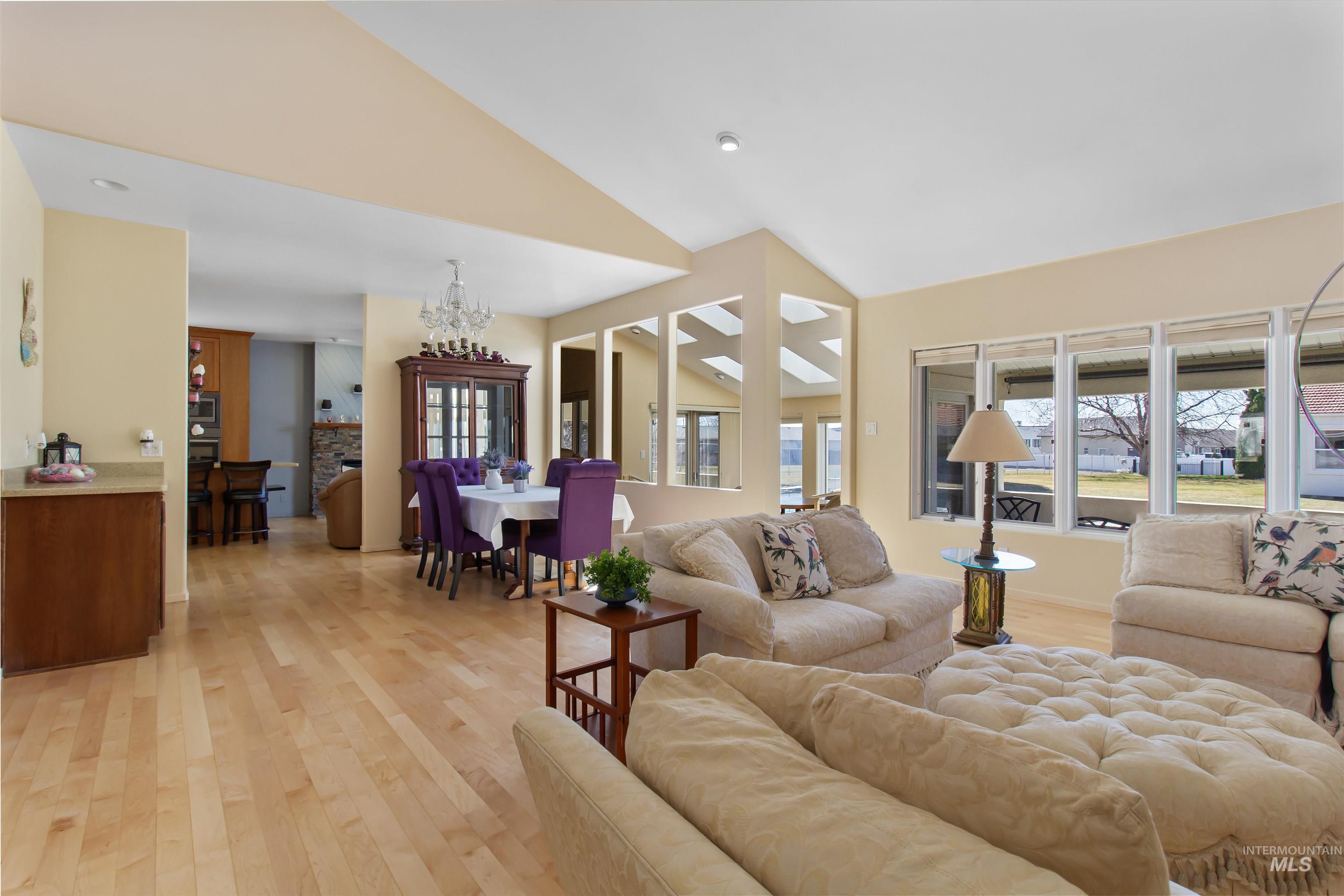 132 Los Lagos, Twin Falls, Idaho 83301, 3 Bedrooms, 2.5 Bathrooms, Residential For Sale, Price $630,000, 98978648