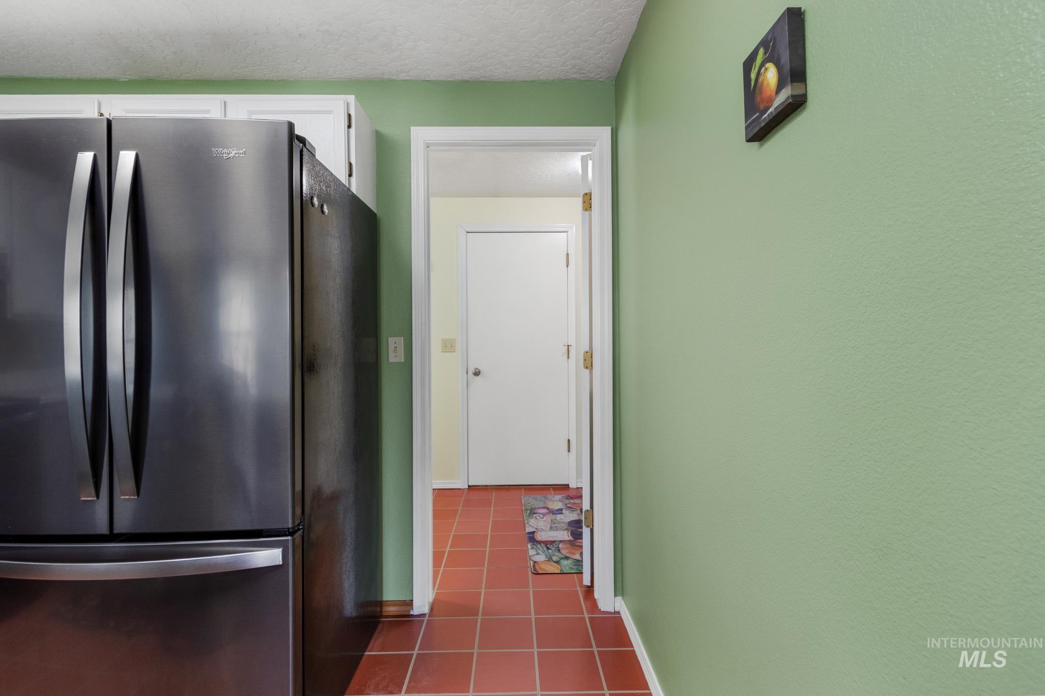 376 Rimview Dr., Boise, Idaho 83716, 3 Bedrooms, 2 Bathrooms, Residential For Sale, Price $544,900, 98978649