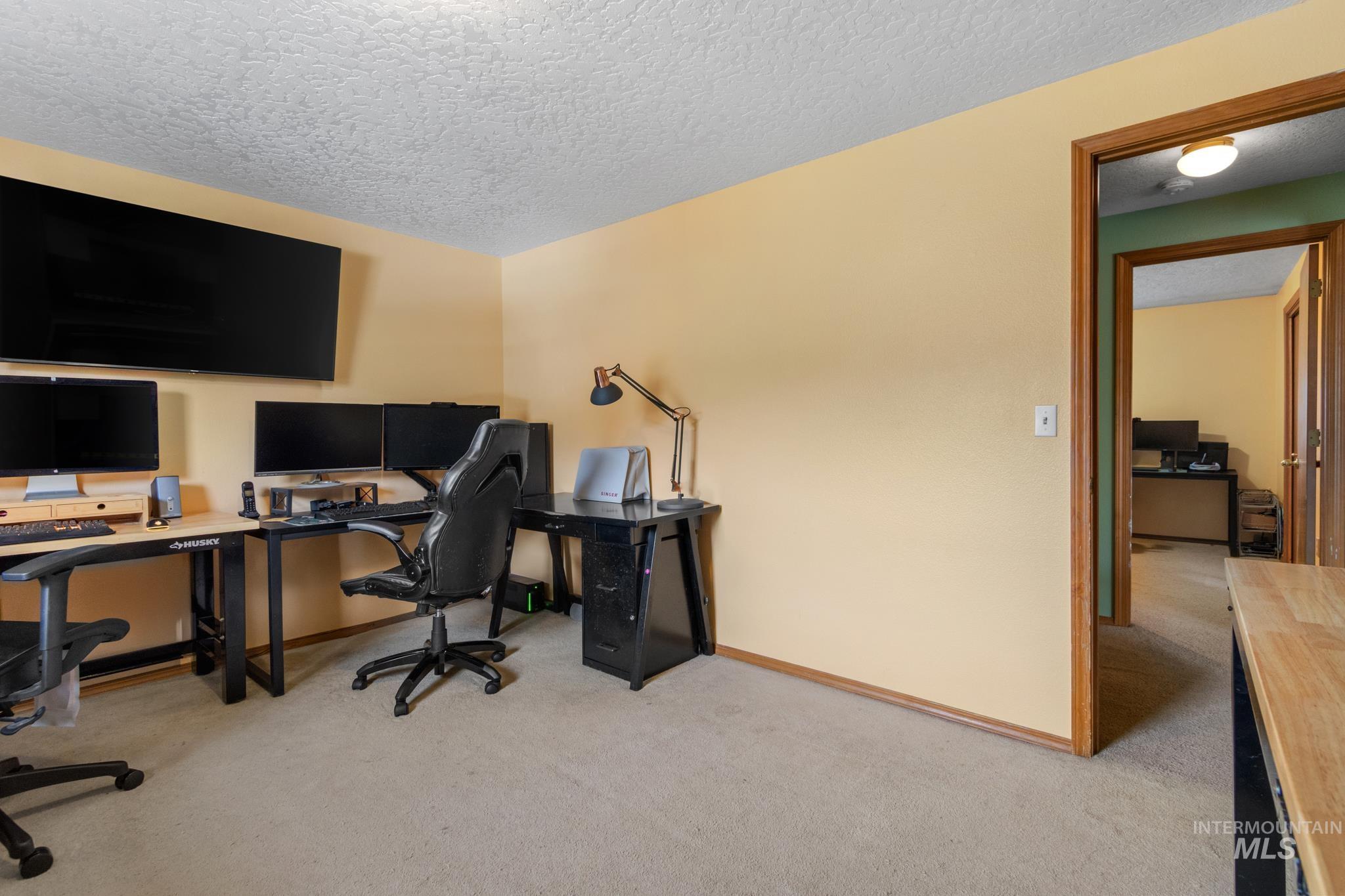 376 Rimview Dr., Boise, Idaho 83716, 3 Bedrooms, 2 Bathrooms, Residential For Sale, Price $544,900, 98978649