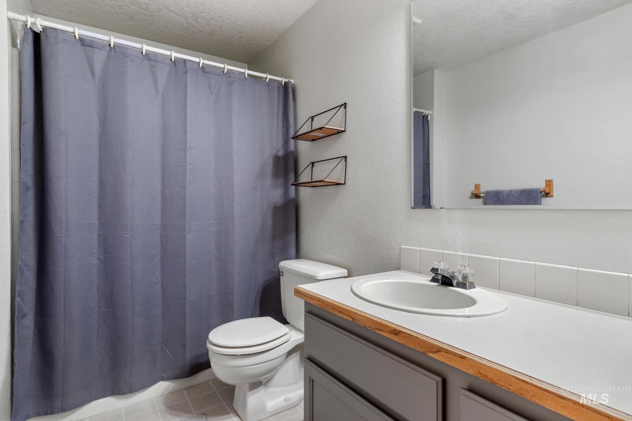 376 Rimview Dr., Boise, Idaho 83716, 3 Bedrooms, 2 Bathrooms, Residential For Sale, Price $544,900, 98978649