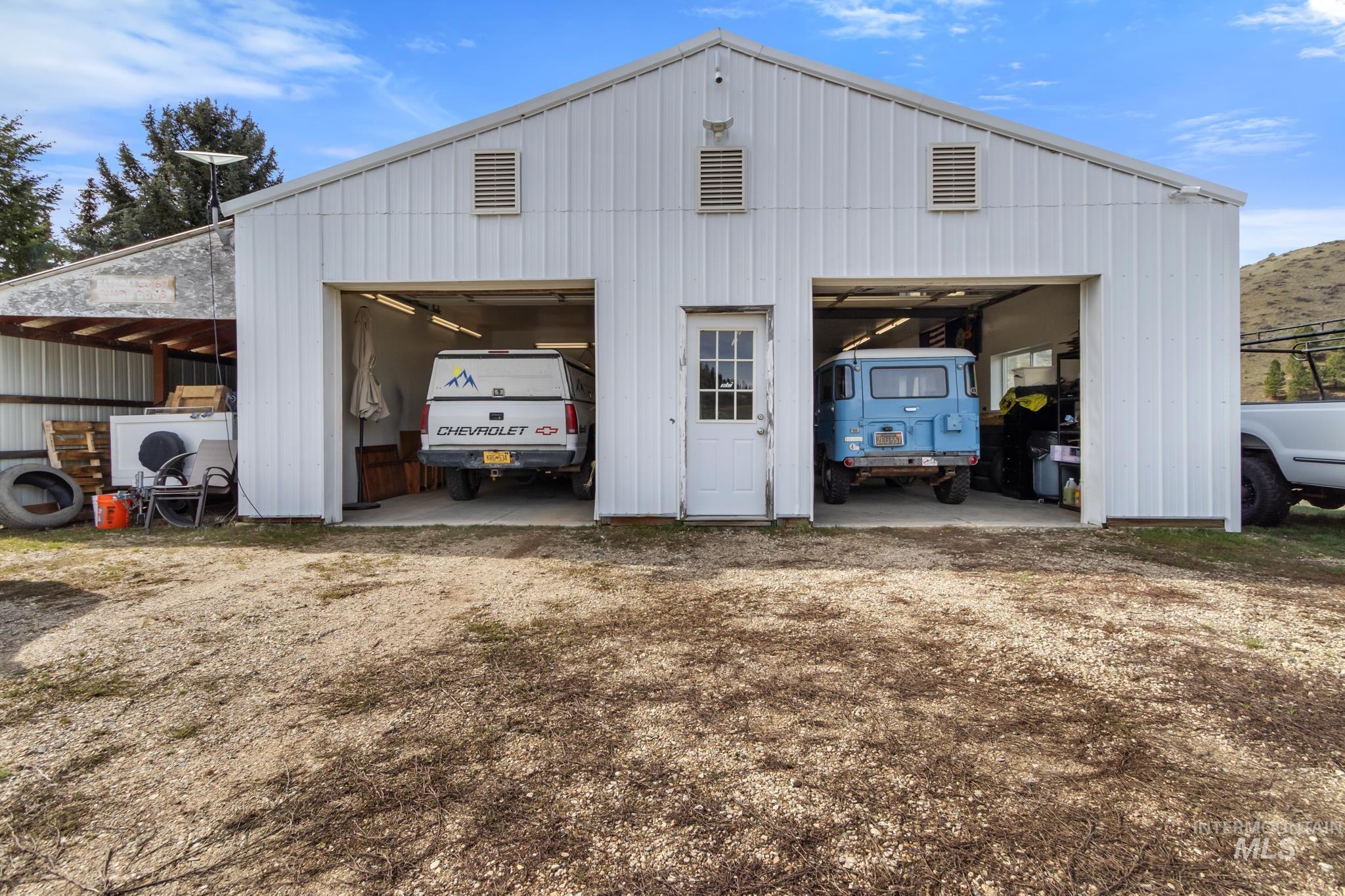 376 Rimview Dr., Boise, Idaho 83716, 3 Bedrooms, 2 Bathrooms, Residential For Sale, Price $544,900, 98978649
