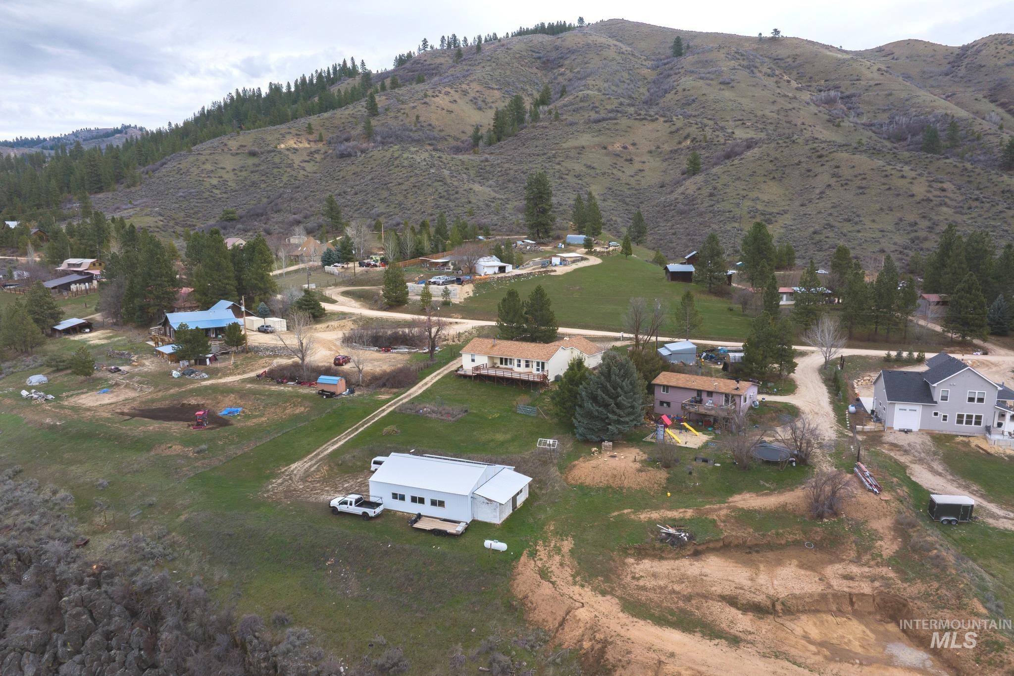 376 Rimview Dr., Boise, Idaho 83716, 3 Bedrooms, 2 Bathrooms, Residential For Sale, Price $544,900, 98978649