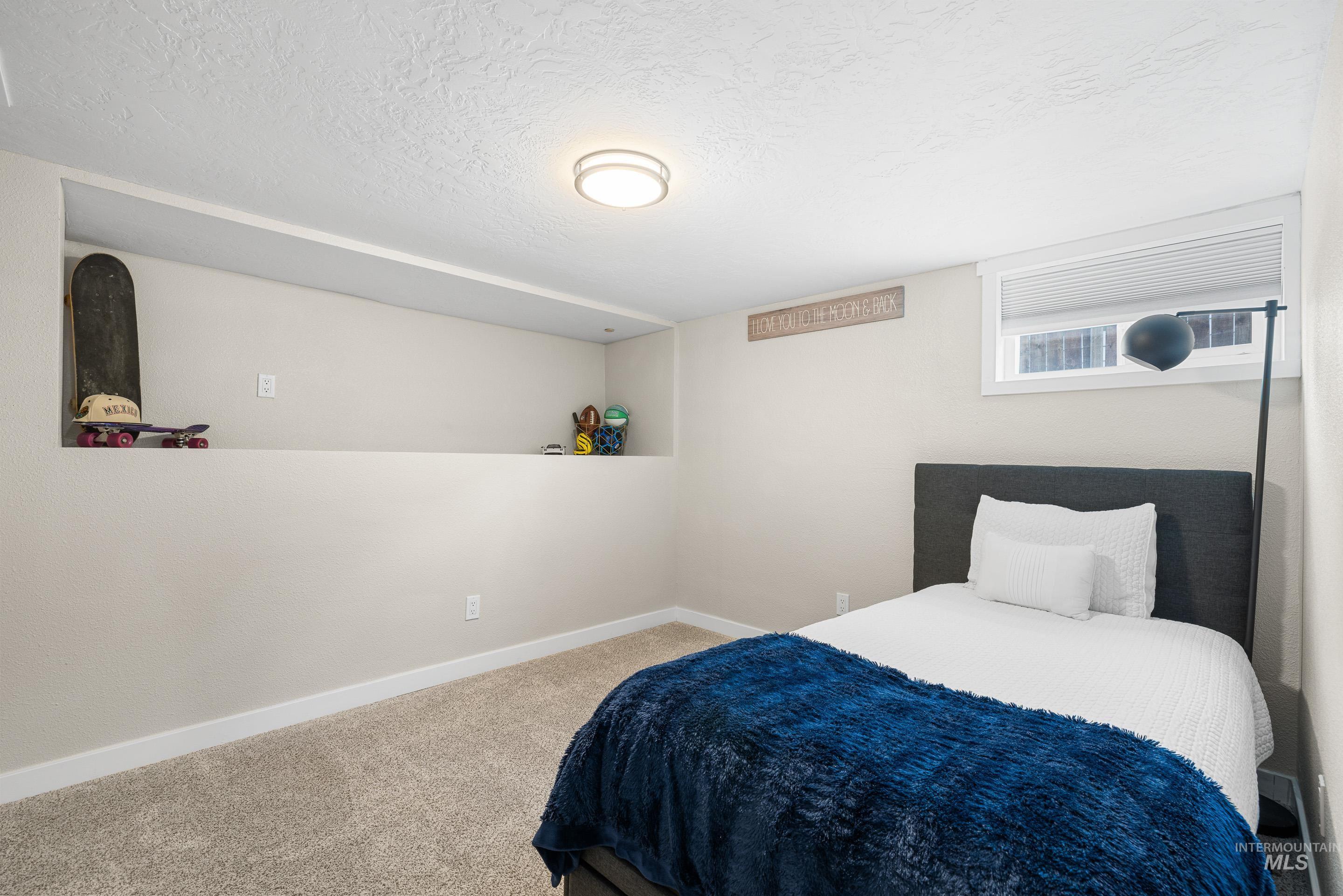 720 17th Ave. S., Nampa, Idaho 83651, 5 Bedrooms, 2 Bathrooms, Residential For Sale, Price $420,000, 98978651