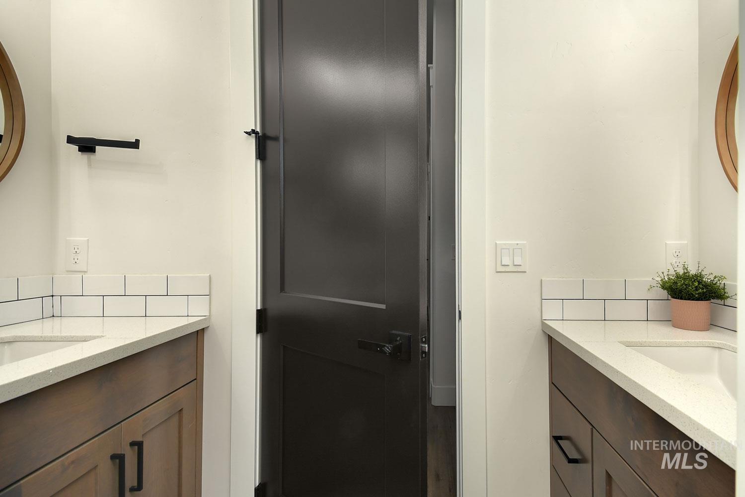 4731 S Abbot Way, Meridian, Idaho 83642, 4 Bedrooms, 2.5 Bathrooms, Residential For Sale, Price $815,000,MLS 98978652