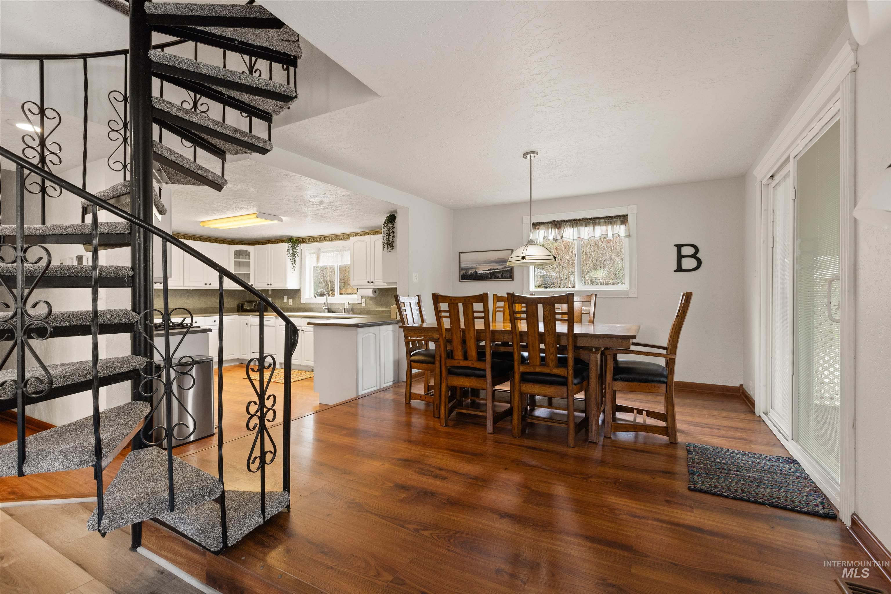 1014 E Franklin St., Boise, Idaho 83712, 3 Bedrooms, 2.5 Bathrooms, Residential For Sale, Price $749,900, 98978654