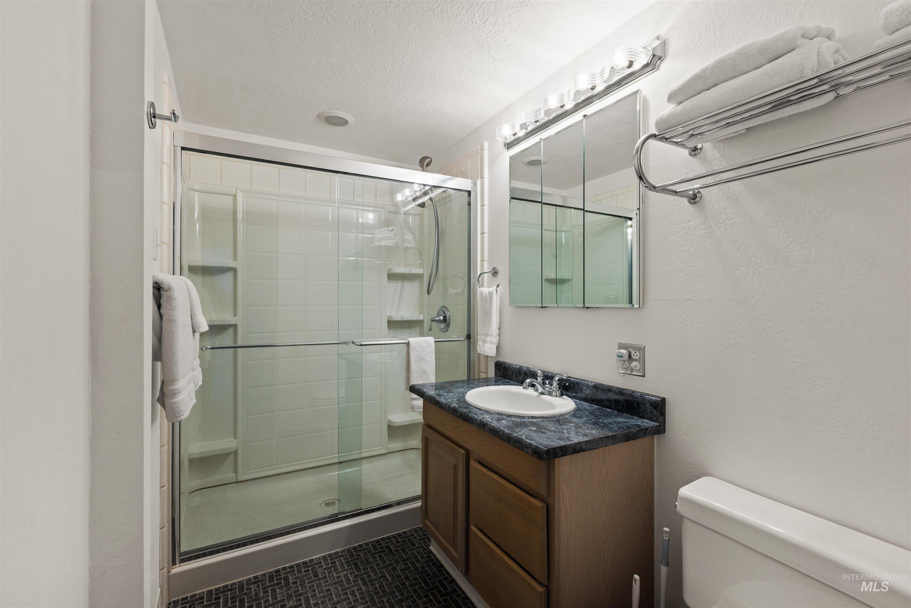 1014 E Franklin St., Boise, Idaho 83712, 3 Bedrooms, 2.5 Bathrooms, Residential For Sale, Price $749,900, 98978654