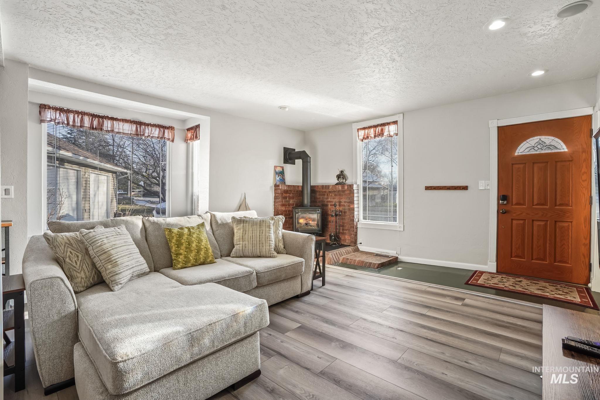 1014 E Franklin St., Boise, Idaho 83712, 3 Bedrooms, 2.5 Bathrooms, Residential For Sale, Price $749,900, 98978654