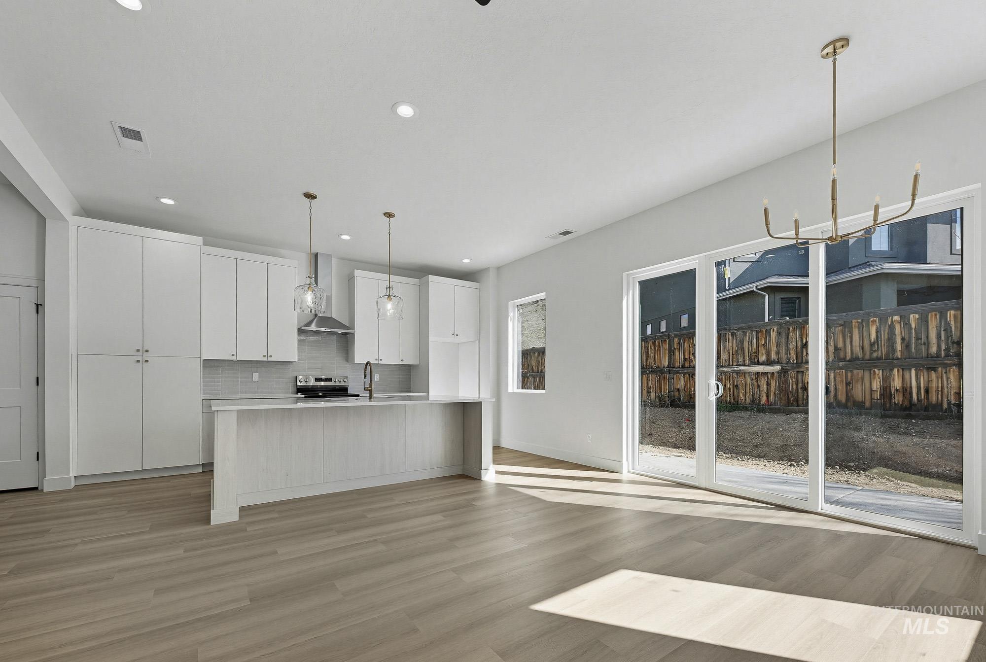 5034 S Brian Ave, Boise, Idaho 83716, 3 Bedrooms, 2.5 Bathrooms, Residential For Sale, Price $679,000,MLS 98978655