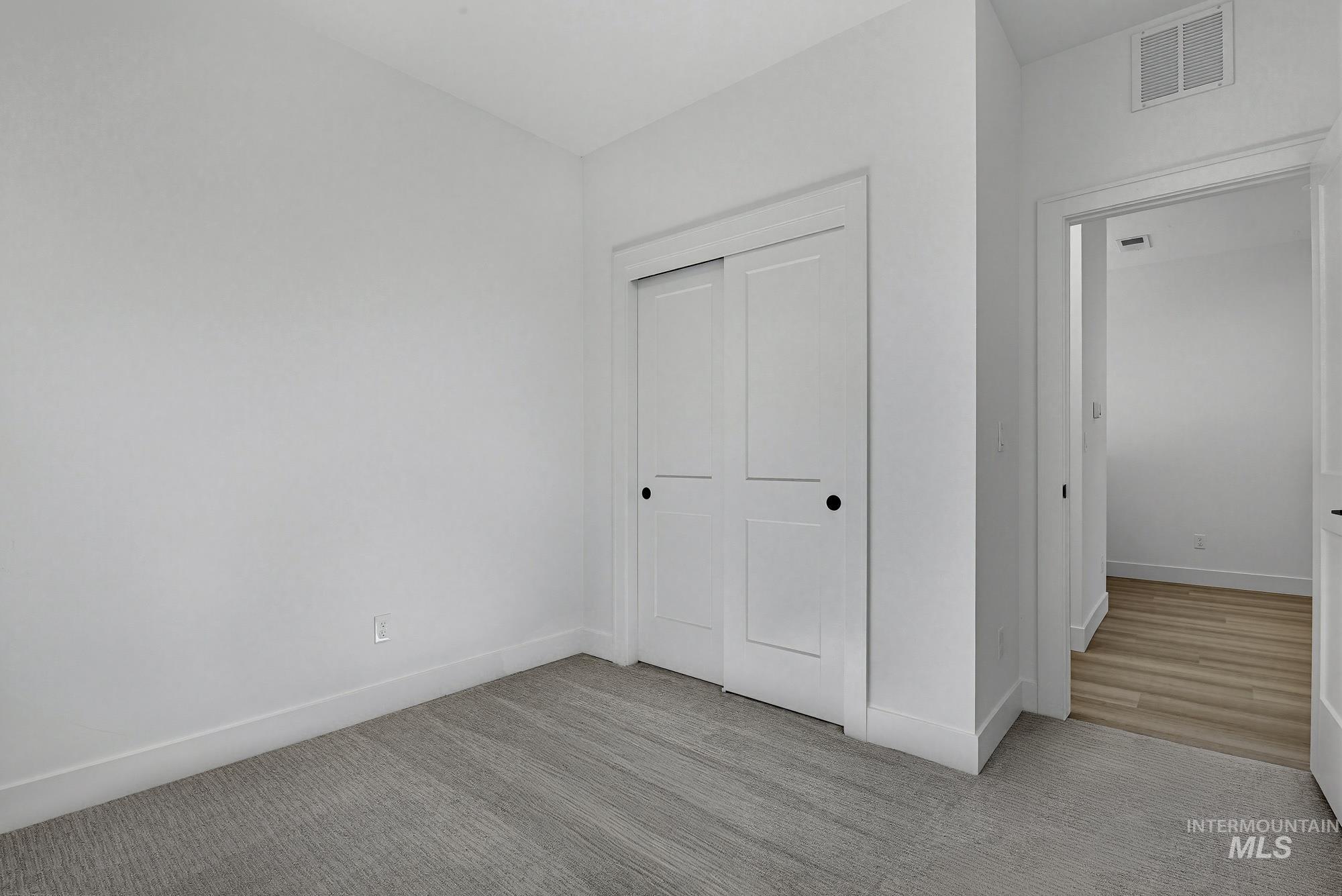 5034 S Brian Ave, Boise, Idaho 83716, 3 Bedrooms, 2.5 Bathrooms, Residential For Sale, Price $679,000,MLS 98978655