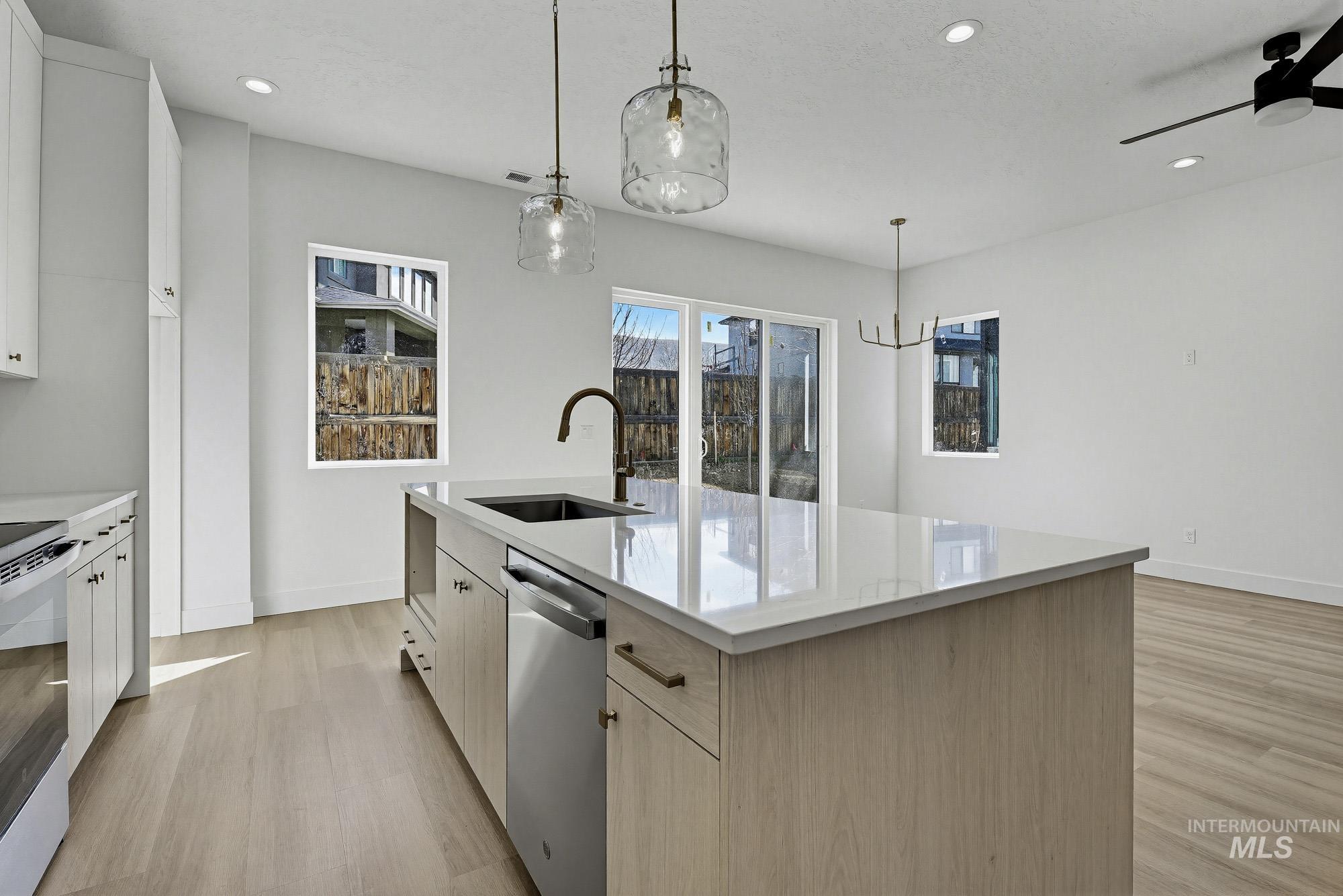 5034 S Brian Ave, Boise, Idaho 83716, 3 Bedrooms, 2.5 Bathrooms, Residential For Sale, Price $679,000,MLS 98978655