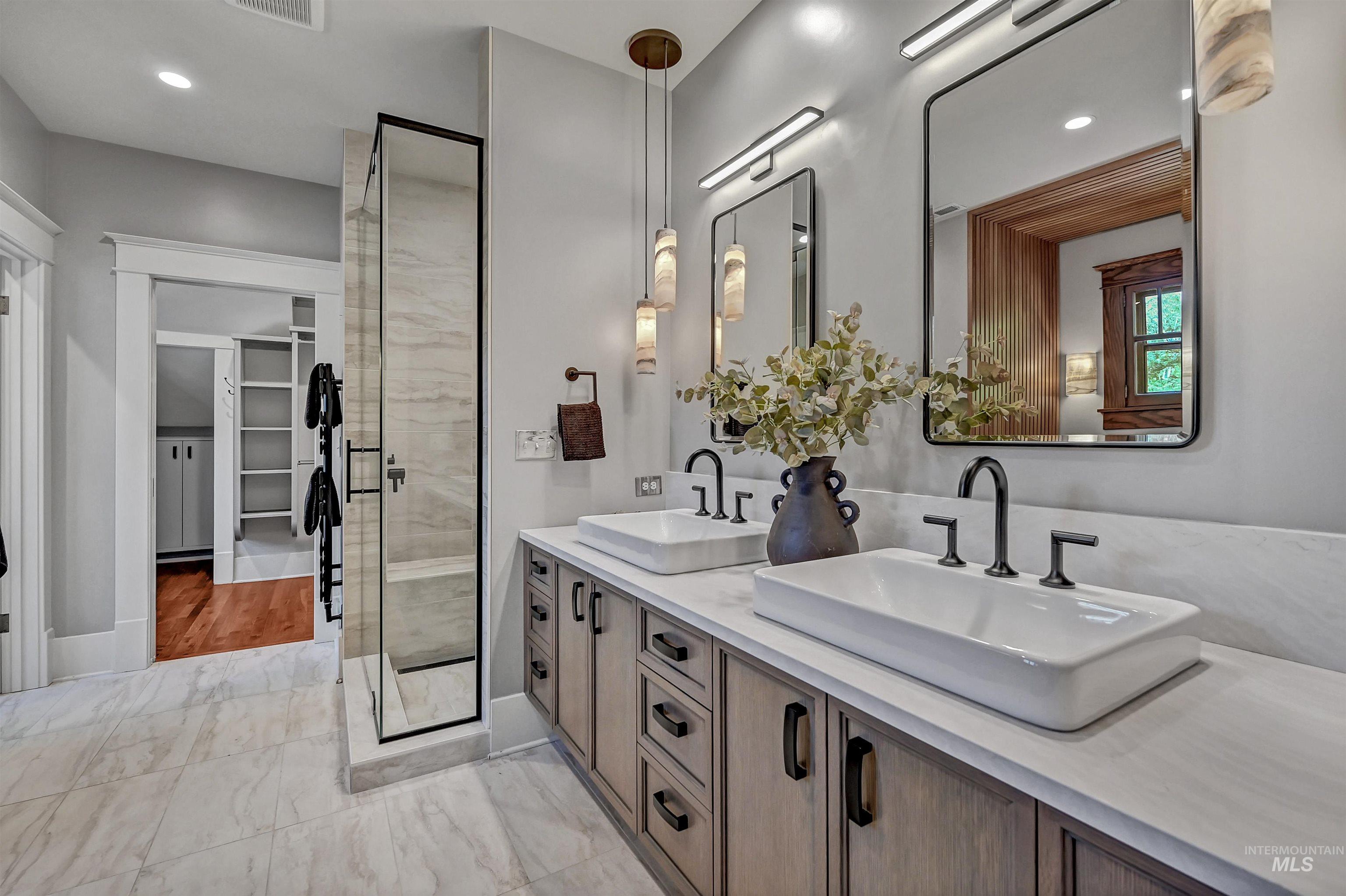 1019 N 9Th St, Boise, Idaho 83702-4232, 4 Bedrooms, 2.5 Bathrooms, Residential For Sale, Price $1,700,000,MLS 98978656