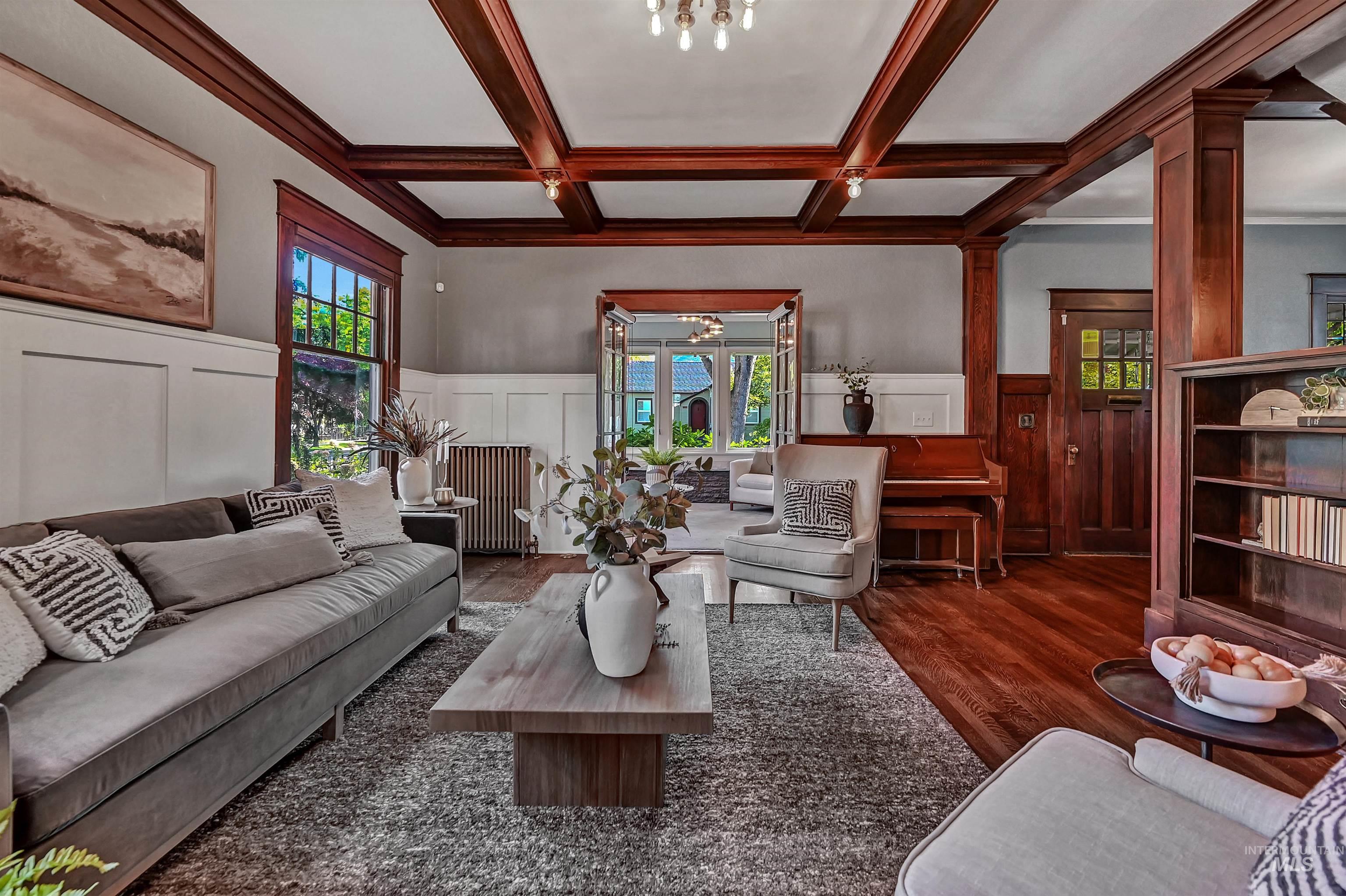 1019 N 9Th St, Boise, Idaho 83702-4232, 4 Bedrooms, 2.5 Bathrooms, Residential For Sale, Price $1,700,000,MLS 98978656