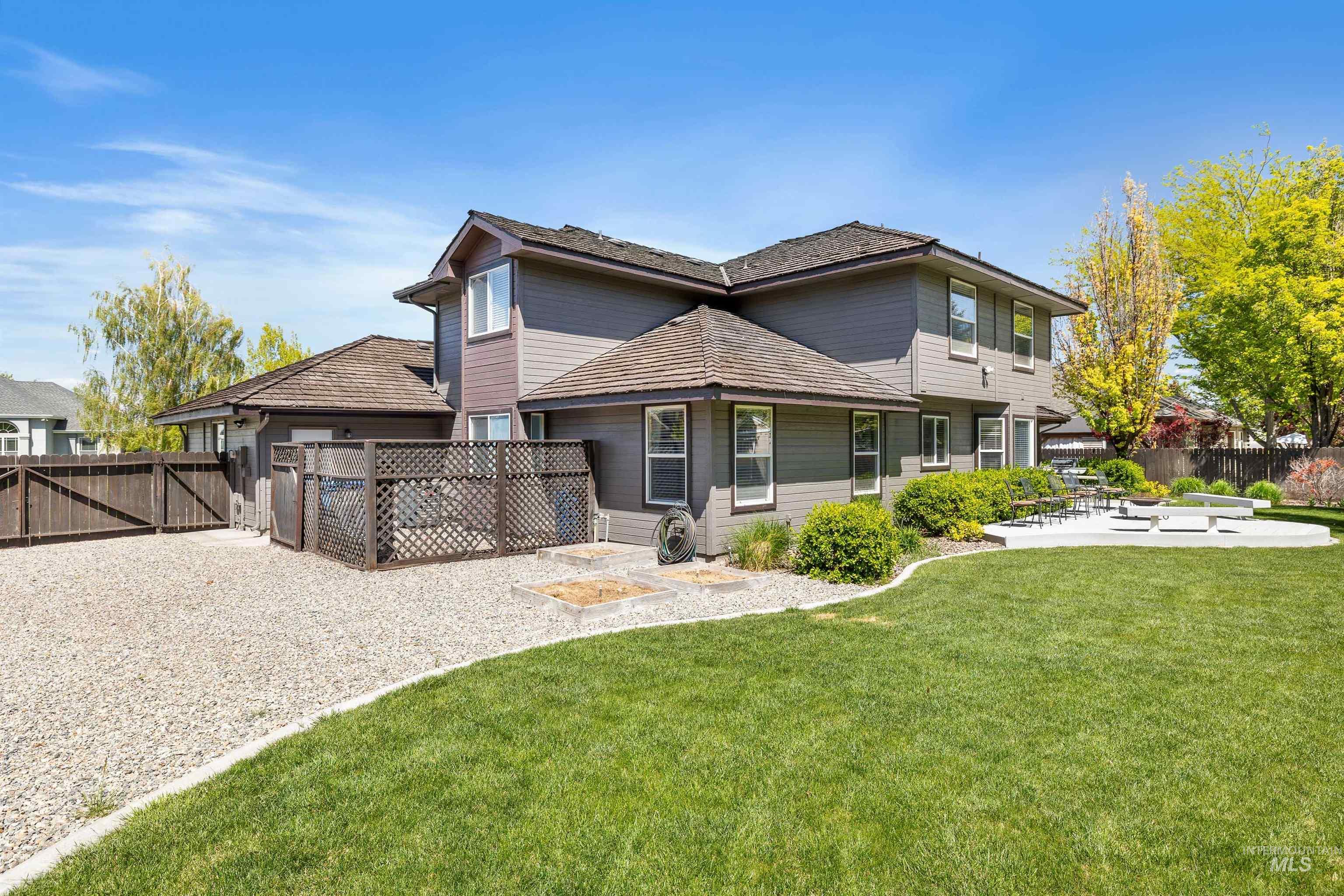 2028 Candleridge Drive, Twin Falls, Idaho 83301, 4 Bedrooms, 2.5 Bathrooms, Residential For Sale, Price $650,000, 98978662