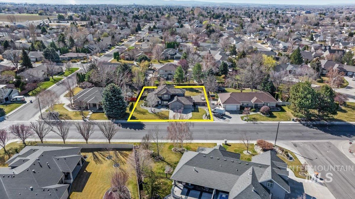 2028 Candleridge Drive, Twin Falls, Idaho 83301, 4 Bedrooms, 2.5 Bathrooms, Residential For Sale, Price $650,000, 98978662