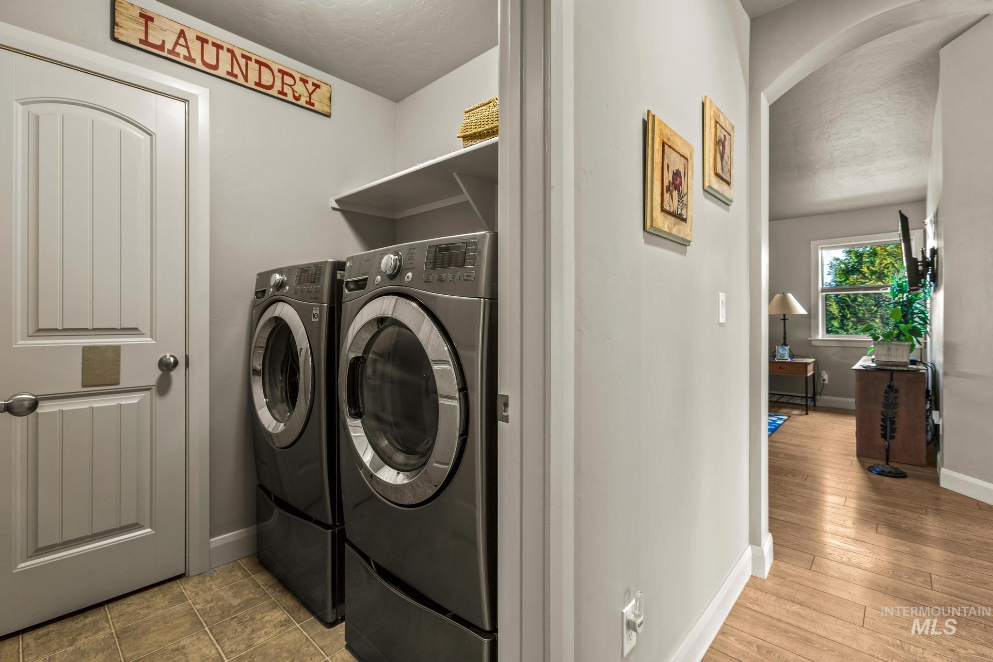 5832 W Rotherham Dr, Eagle, Idaho 83616, 3 Bedrooms, 2 Bathrooms, Residential For Sale, Price $625,000,MLS 98978663