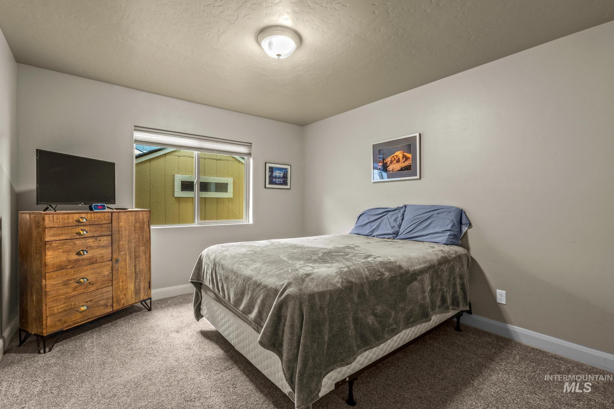 5832 W Rotherham Dr, Eagle, Idaho 83616, 3 Bedrooms, 2 Bathrooms, Residential For Sale, Price $625,000,MLS 98978663