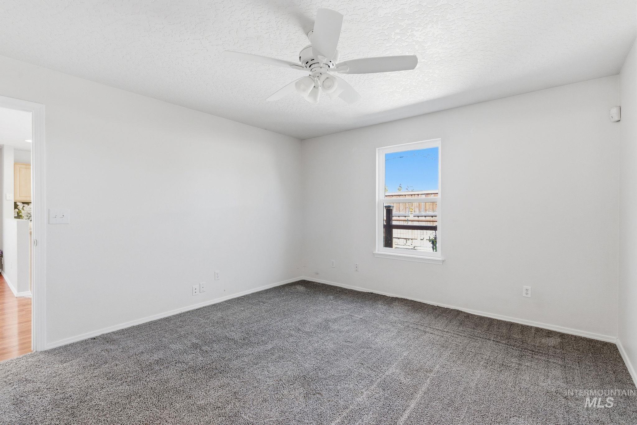 9572 W Weir Hollis Dr., Boise, Idaho 83709, 3 Bedrooms, 2 Bathrooms, Residential For Sale, Price $369,000,MLS 98978668