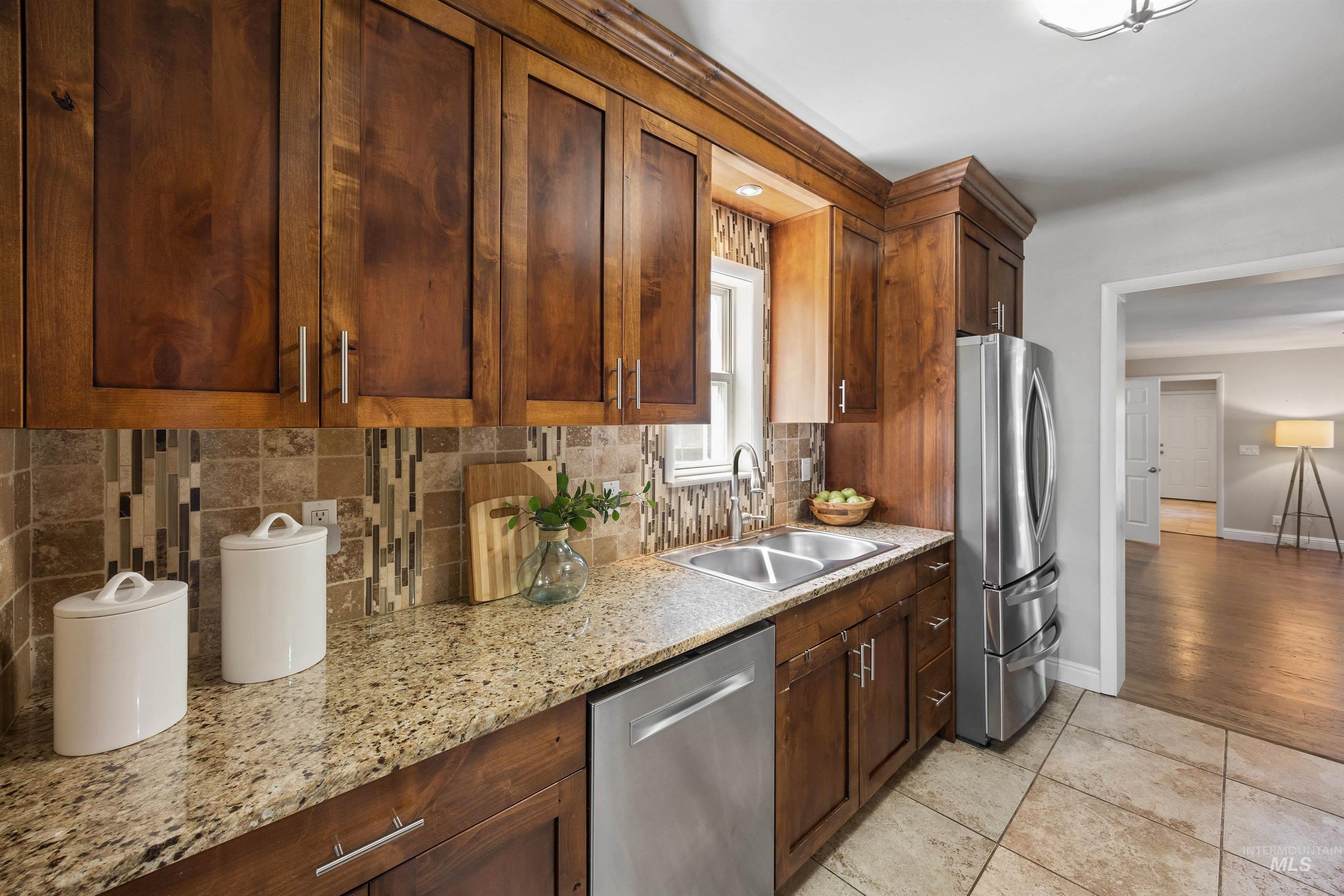 2709 N 30th Street, Boise, Idaho 83703, 4 Bedrooms, 3 Bathrooms, Residential For Sale, Price $885,000,MLS 98978674