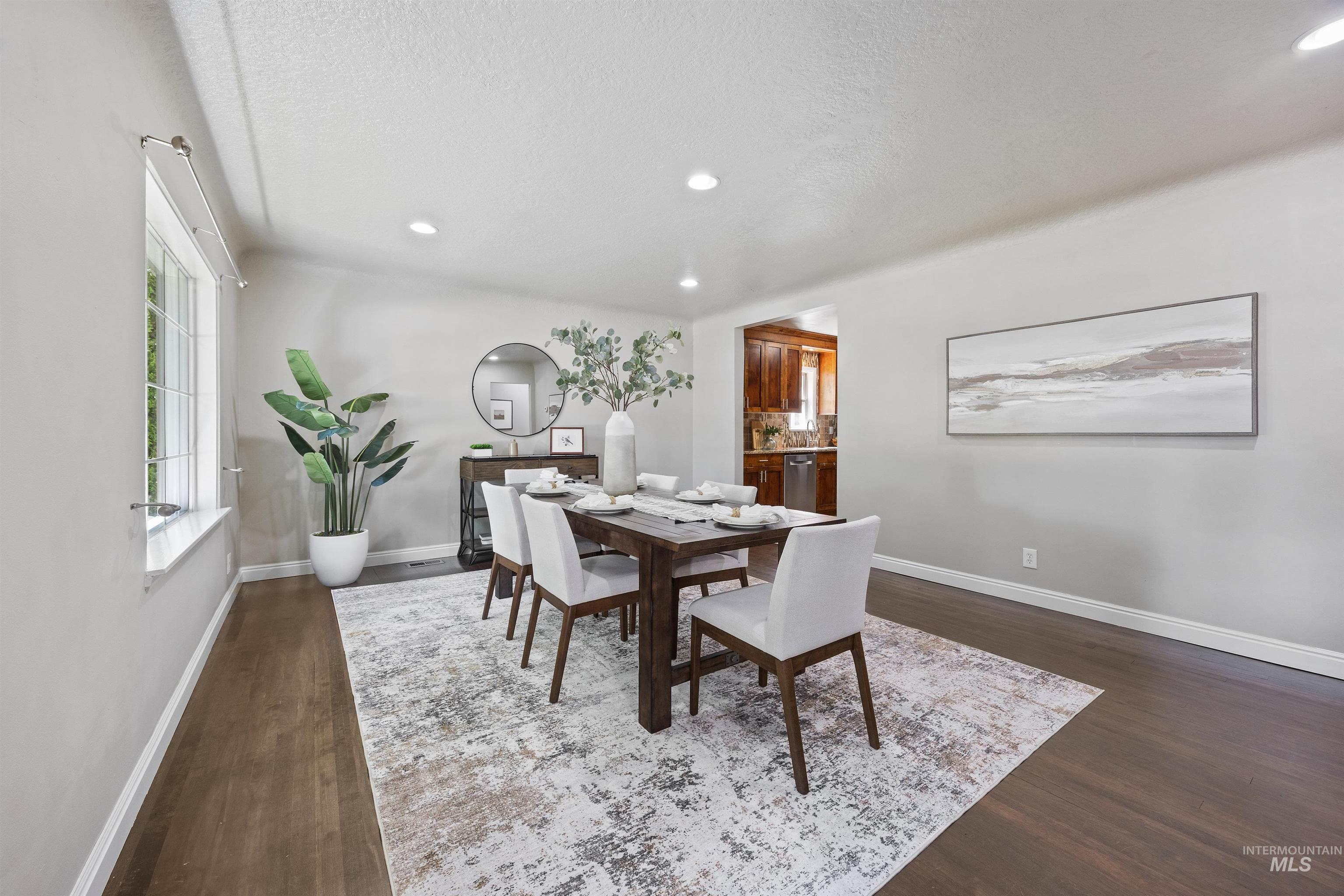 2709 N 30th Street, Boise, Idaho 83703, 4 Bedrooms, 3 Bathrooms, Residential For Sale, Price $885,000,MLS 98978674