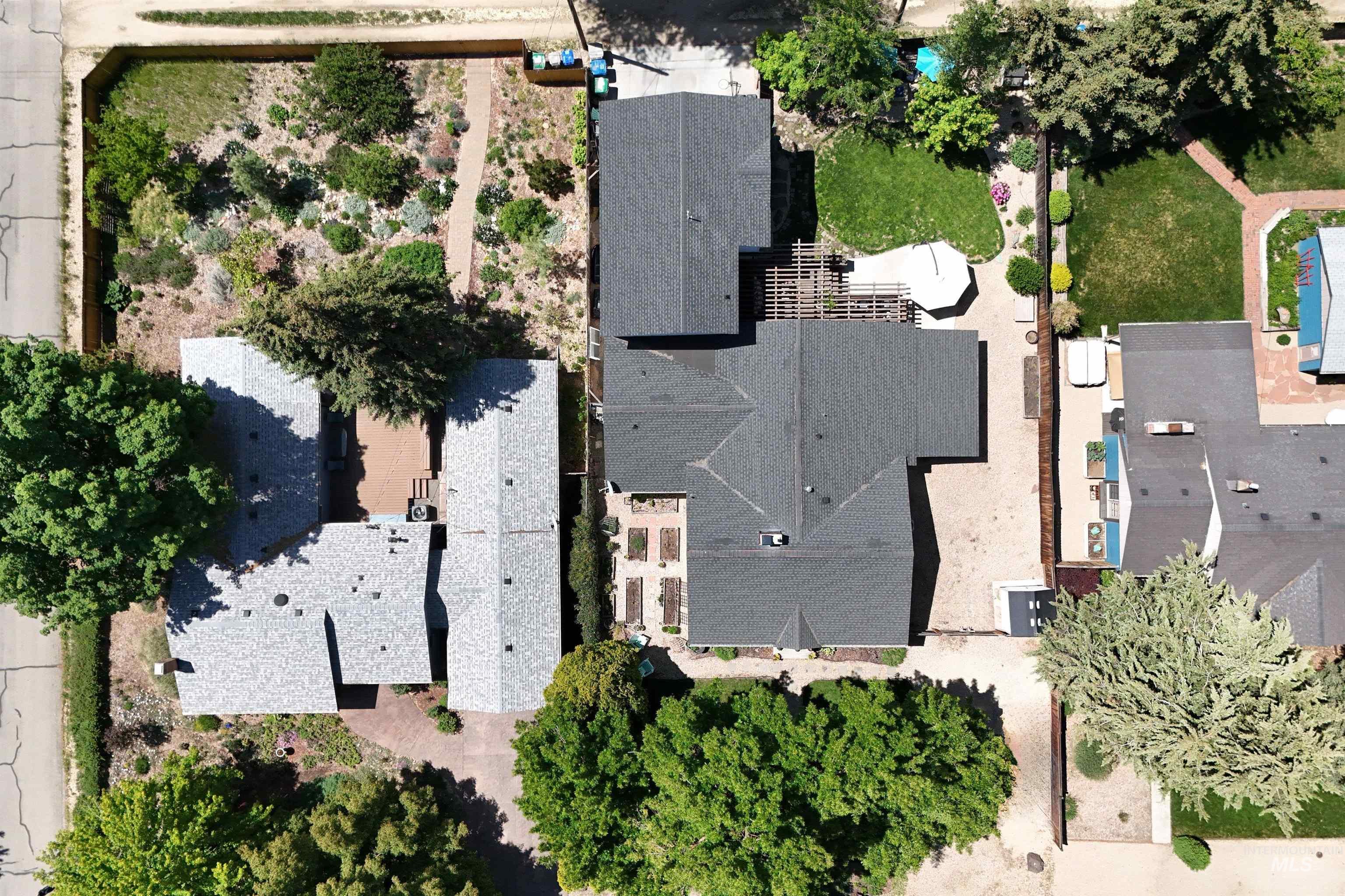 2709 N 30th Street, Boise, Idaho 83703, 4 Bedrooms, 3 Bathrooms, Residential For Sale, Price $885,000,MLS 98978674