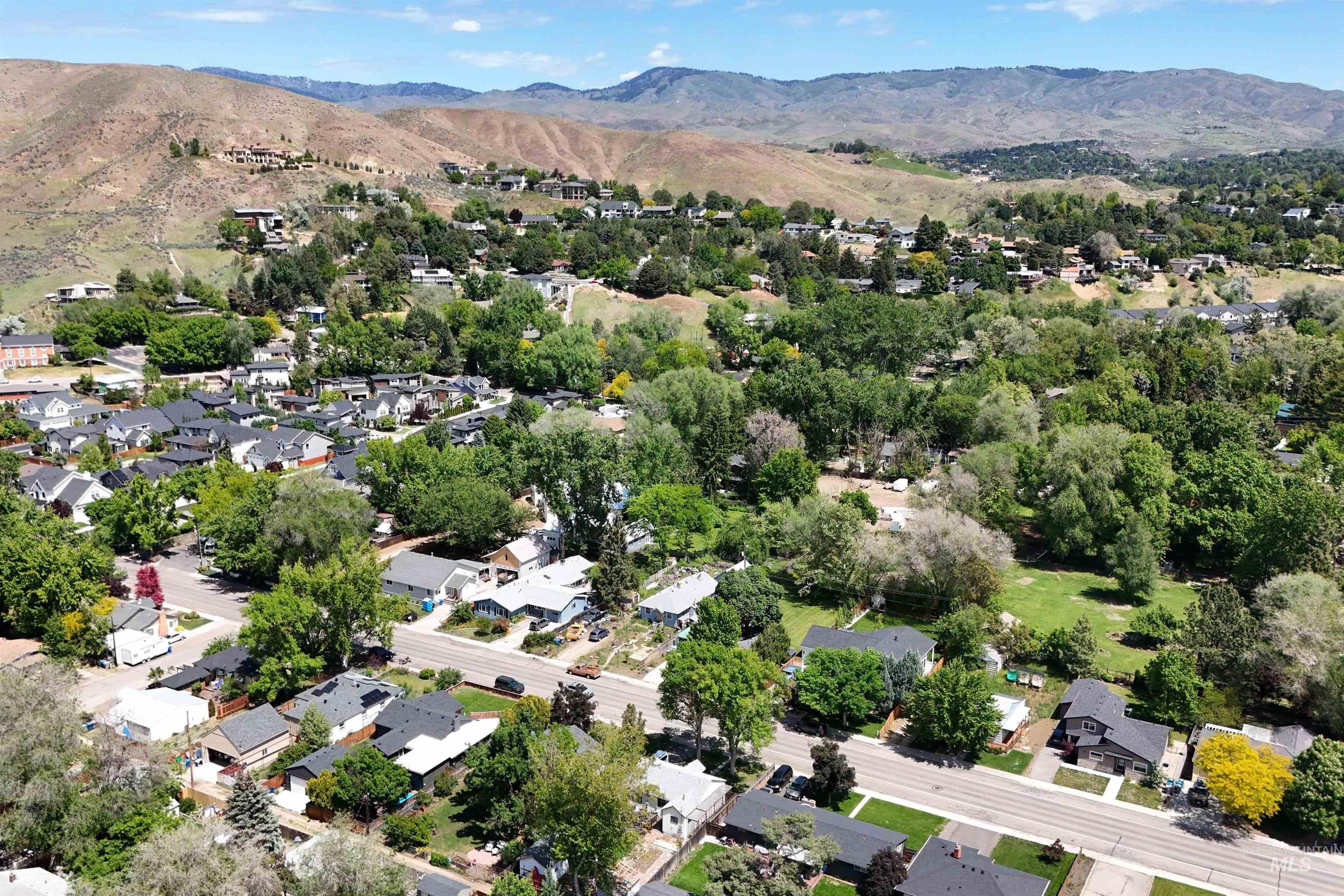 2709 N 30th Street, Boise, Idaho 83703, 4 Bedrooms, 3 Bathrooms, Residential For Sale, Price $885,000,MLS 98978674