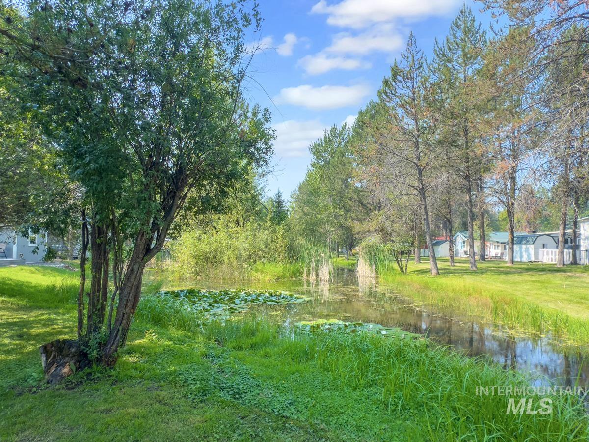 30 F Street, Cascade, Idaho 83611, 1 Bedroom, 0.5 Bathroom, Residential For Sale, Price $199,000,MLS 98978675