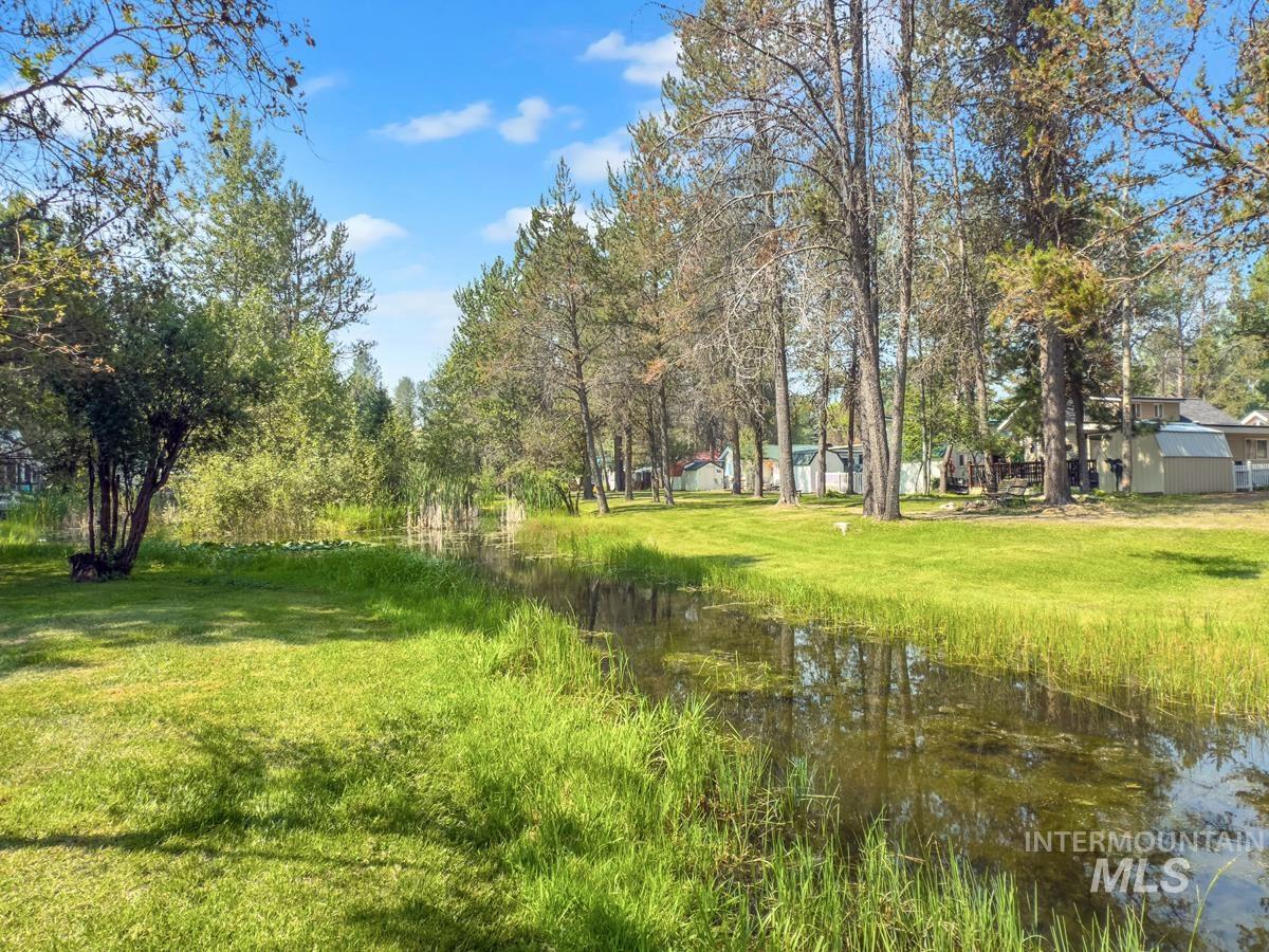 30 F Street, Cascade, Idaho 83611, 1 Bedroom, 0.5 Bathroom, Residential For Sale, Price $199,000,MLS 98978675