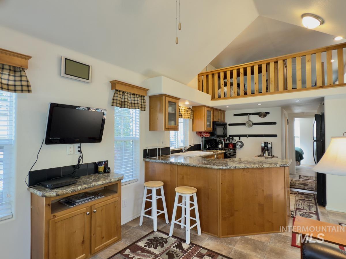 30 F Street, Cascade, Idaho 83611, 1 Bedroom, 0.5 Bathroom, Residential For Sale, Price $199,000,MLS 98978675