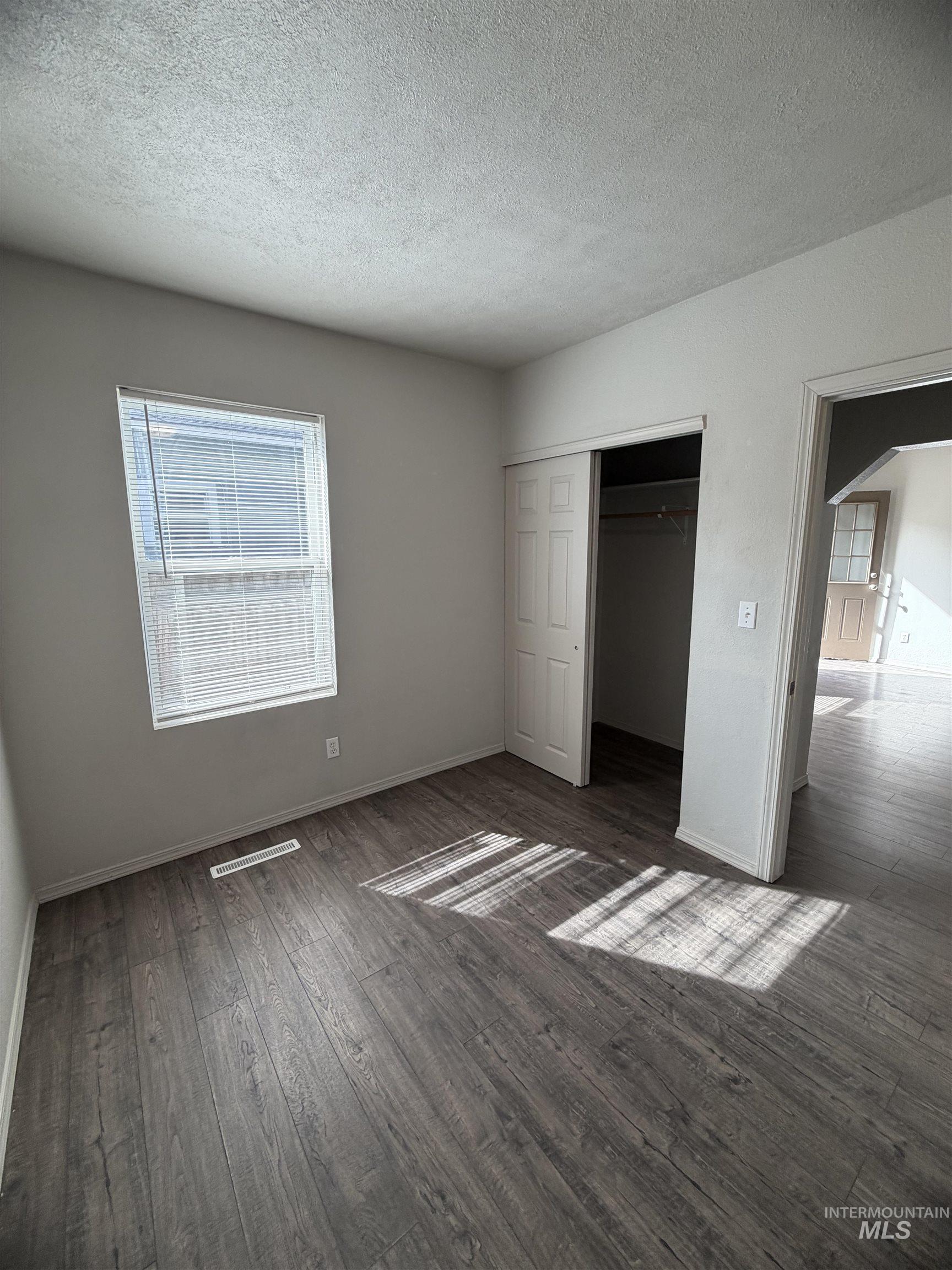 124 13th Ave North, Nampa, Idaho 83687, 2 Bedrooms, 1 Bathroom, Residential Income For Sale, Price $482,500,MLS 98978676