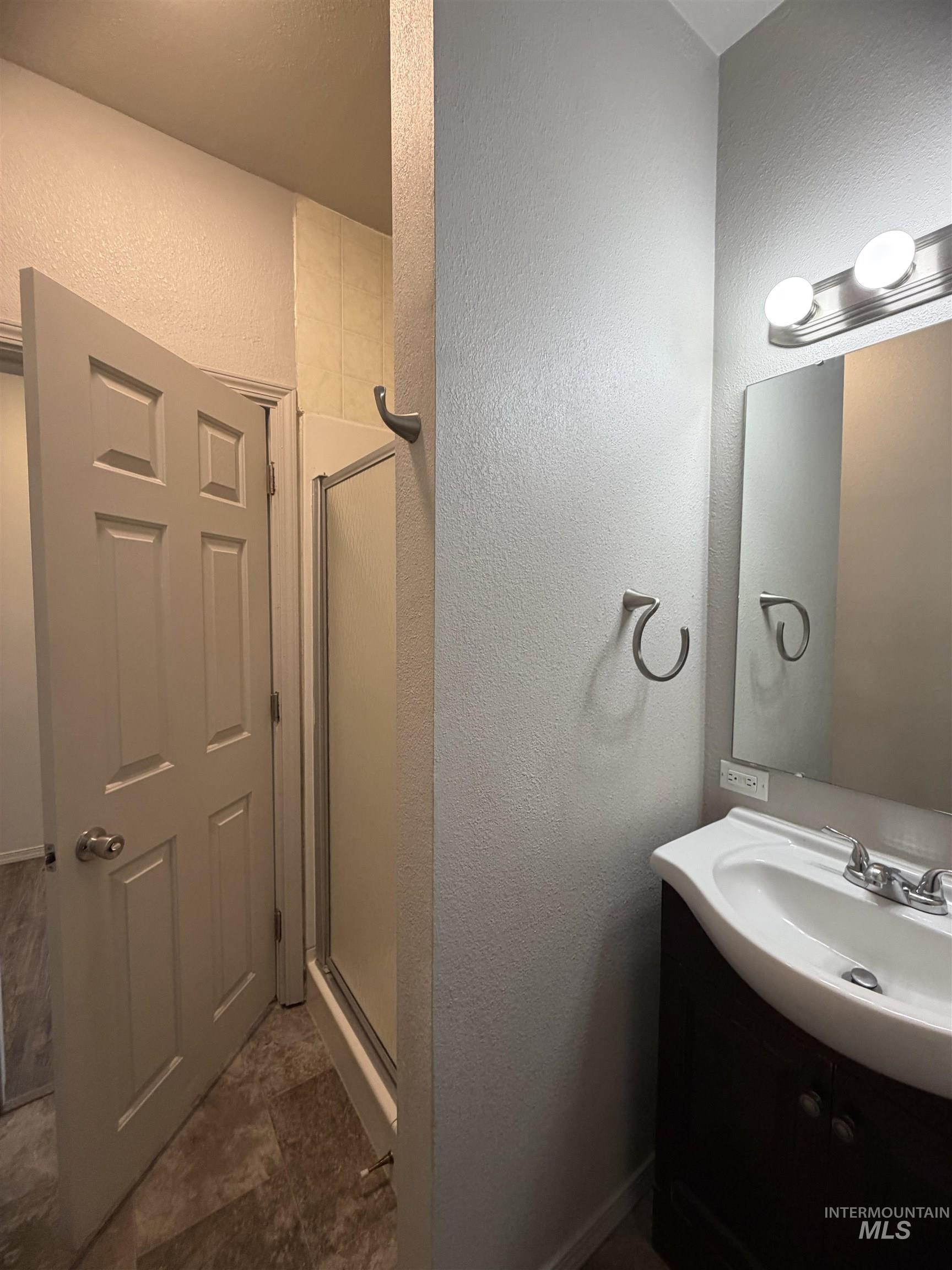 124 13th Ave North, Nampa, Idaho 83687, 2 Bedrooms, 1 Bathroom, Residential Income For Sale, Price $482,500,MLS 98978676