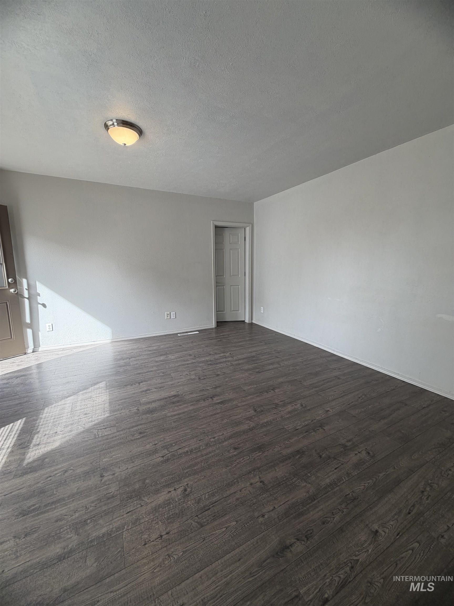 124 13th Ave North, Nampa, Idaho 83687, 2 Bedrooms, 1 Bathroom, Residential Income For Sale, Price $482,500,MLS 98978676