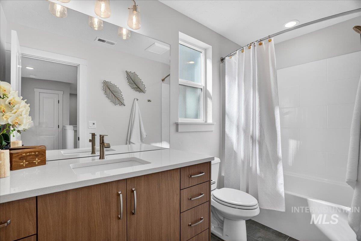 18087 Cinder Brook Ave, Nampa, Idaho 83687, 3 Bedrooms, 2.5 Bathrooms, Residential For Sale, Price $448,600, 98978677