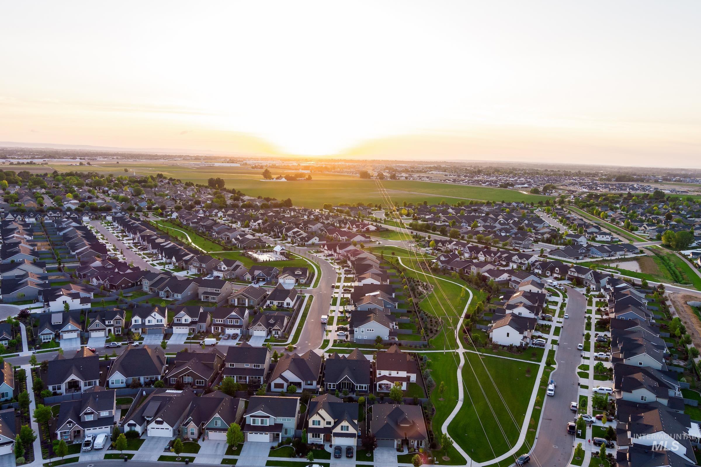 18087 Cinder Brook Ave, Nampa, Idaho 83687, 3 Bedrooms, 2.5 Bathrooms, Residential For Sale, Price $448,600, 98978677