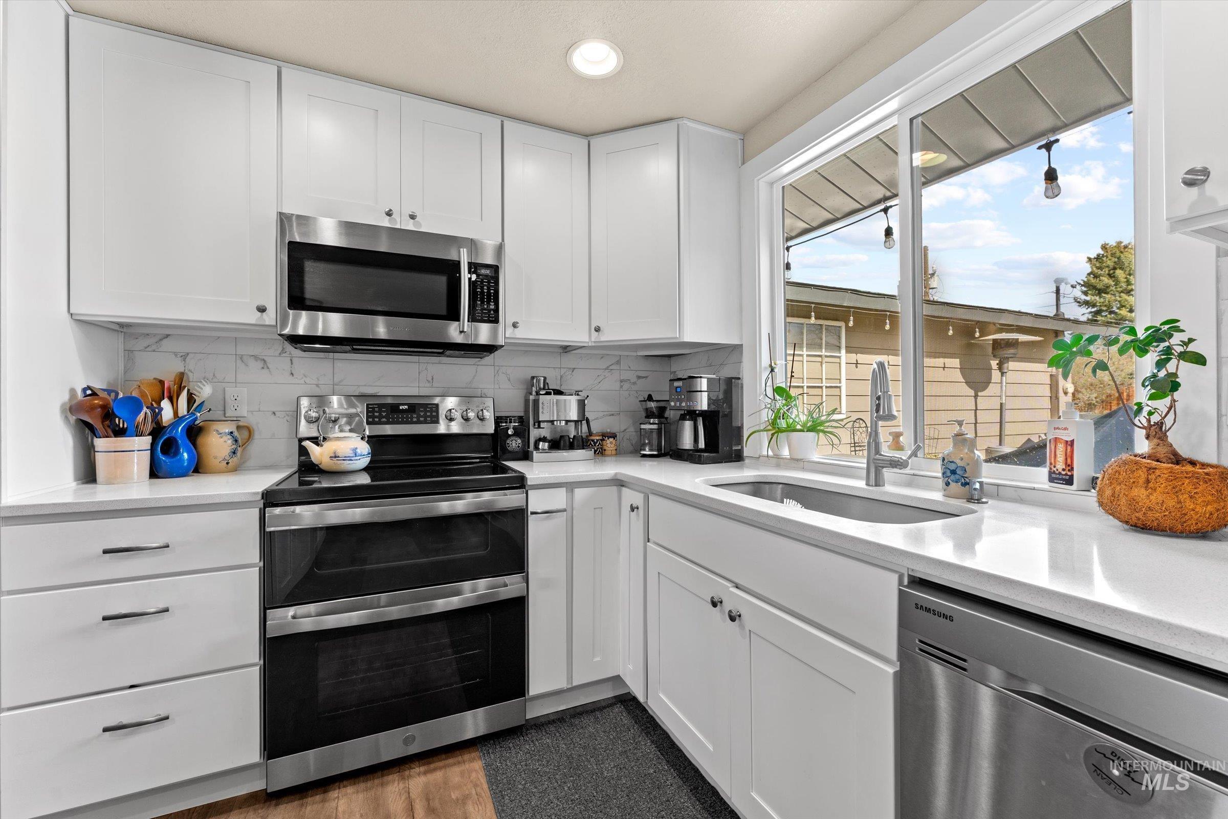 11832 Jerry Lee Ln, Nampa, Idaho 83651, 4 Bedrooms, 3 Bathrooms, Residential For Sale, Price $575,000,MLS 98978678