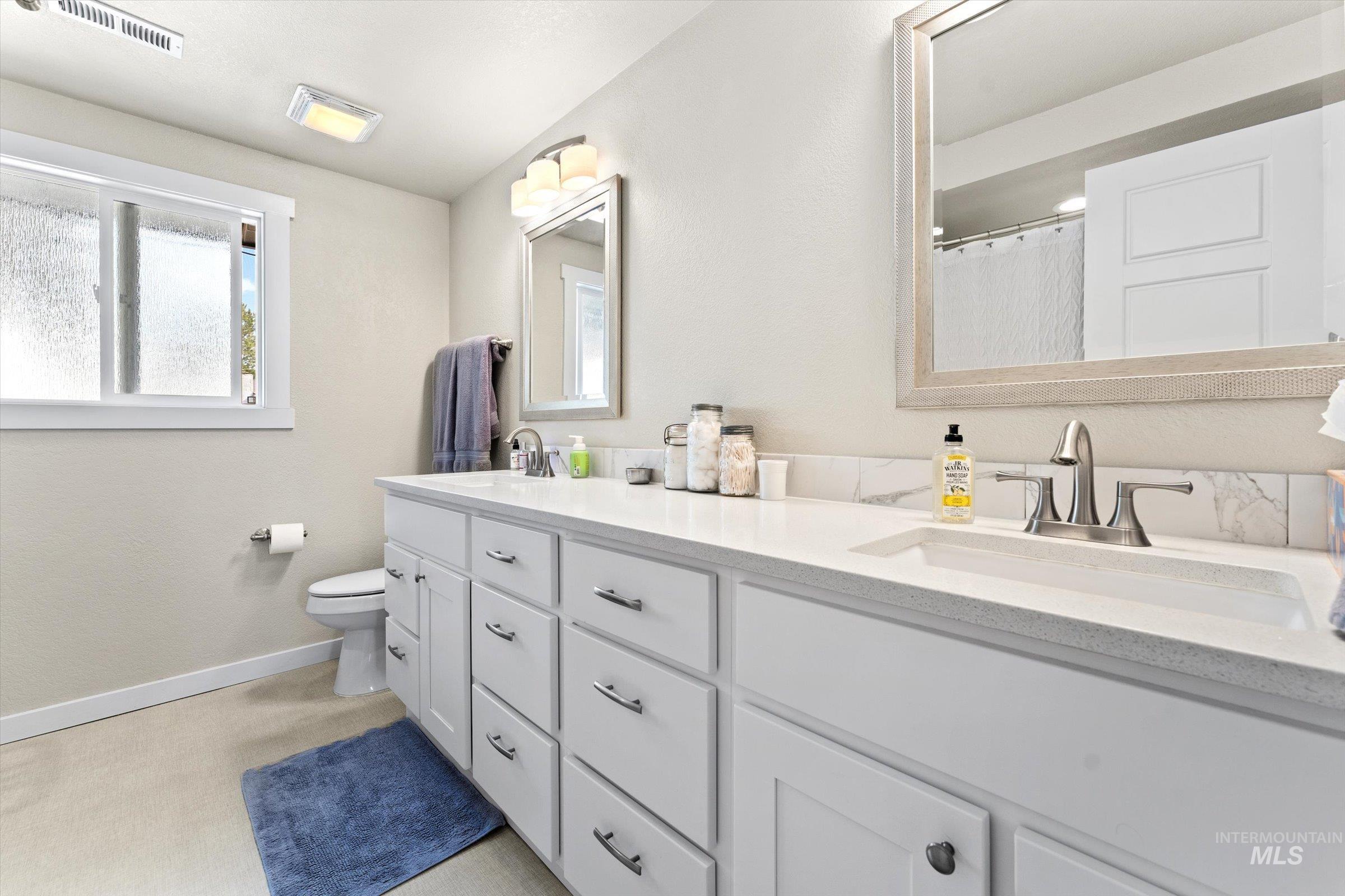 11832 Jerry Lee Ln, Nampa, Idaho 83651, 4 Bedrooms, 3 Bathrooms, Residential For Sale, Price $575,000,MLS 98978678