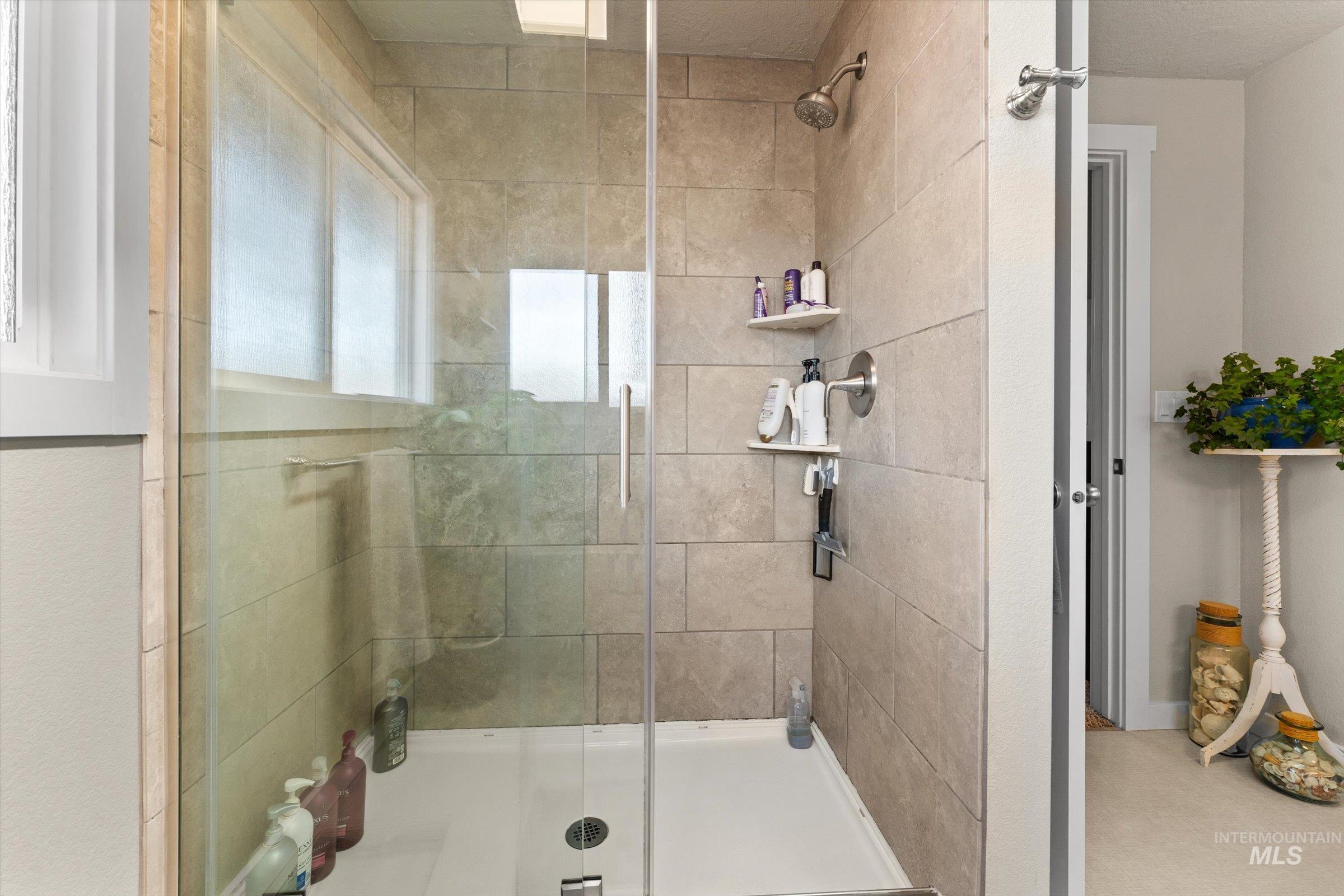 11832 Jerry Lee Ln, Nampa, Idaho 83651, 4 Bedrooms, 3 Bathrooms, Residential For Sale, Price $575,000,MLS 98978678