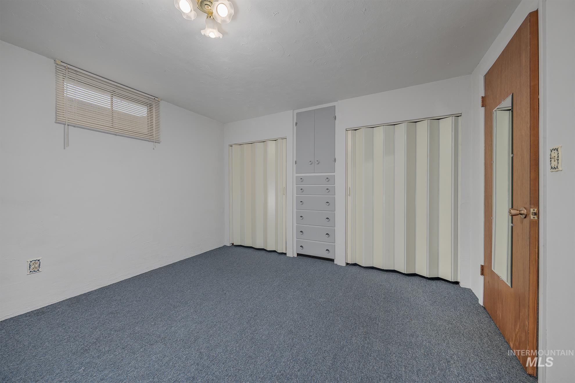 647 NW 3rd Street, Ontario, Oregon 97914, 3 Bedrooms, 2 Bathrooms, Residential For Sale, Price $349,000,MLS 98978684