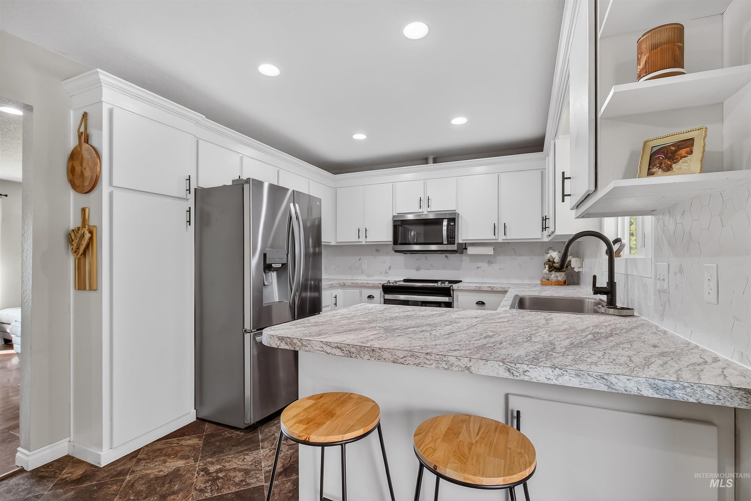 2007 Powers Drive, Lewiston, Idaho 83501, 4 Bedrooms, 2 Bathrooms, Residential For Sale, Price $465,000,MLS 98978686