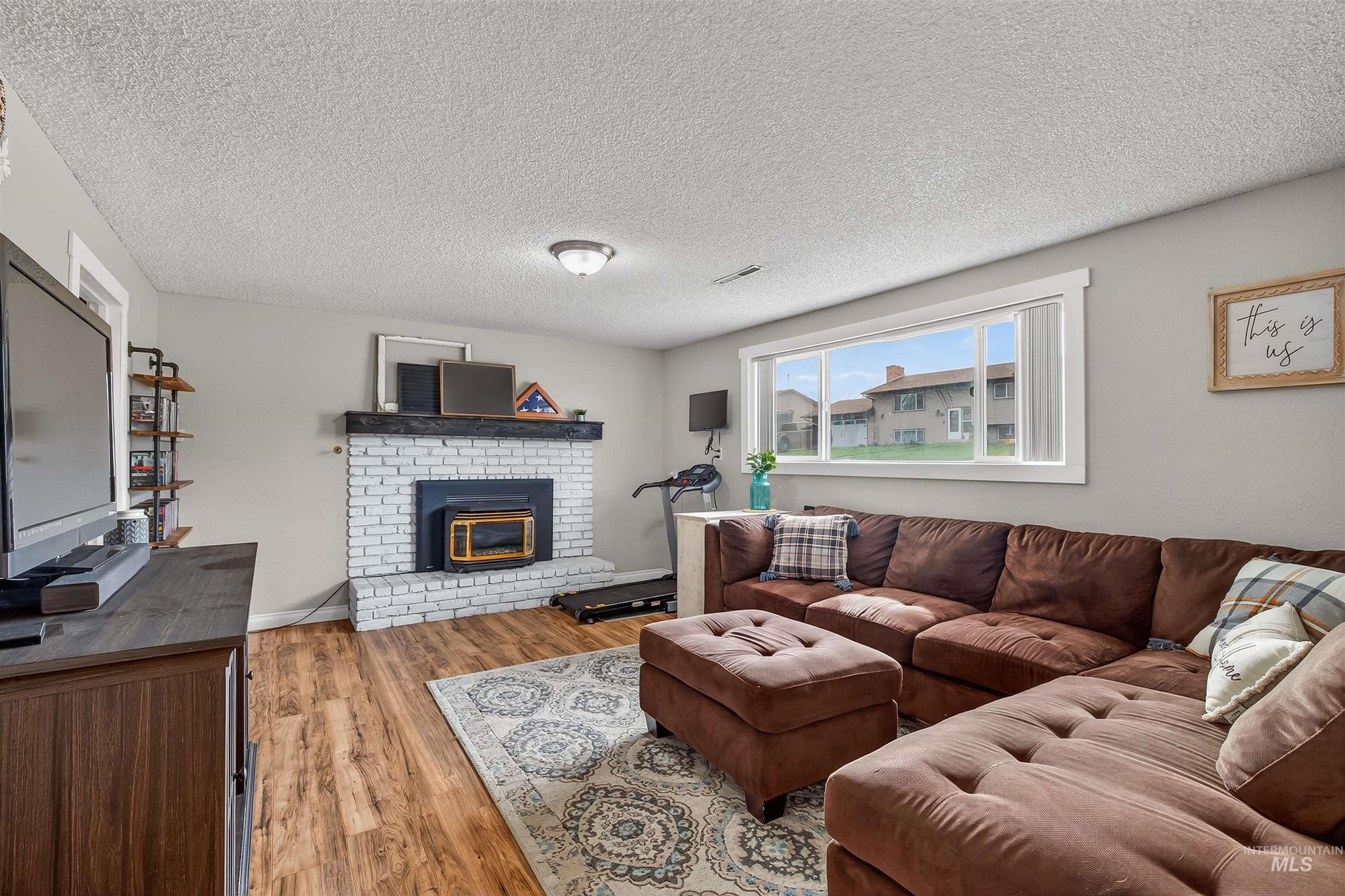 2007 Powers Drive, Lewiston, Idaho 83501, 4 Bedrooms, 2 Bathrooms, Residential For Sale, Price $465,000,MLS 98978686