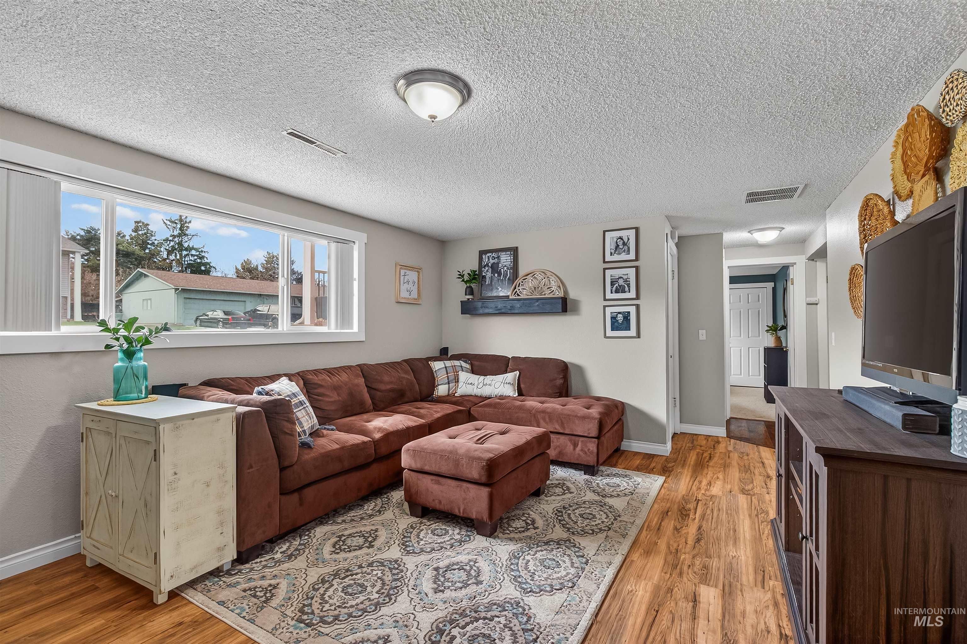 2007 Powers Drive, Lewiston, Idaho 83501, 4 Bedrooms, 2 Bathrooms, Residential For Sale, Price $465,000,MLS 98978686