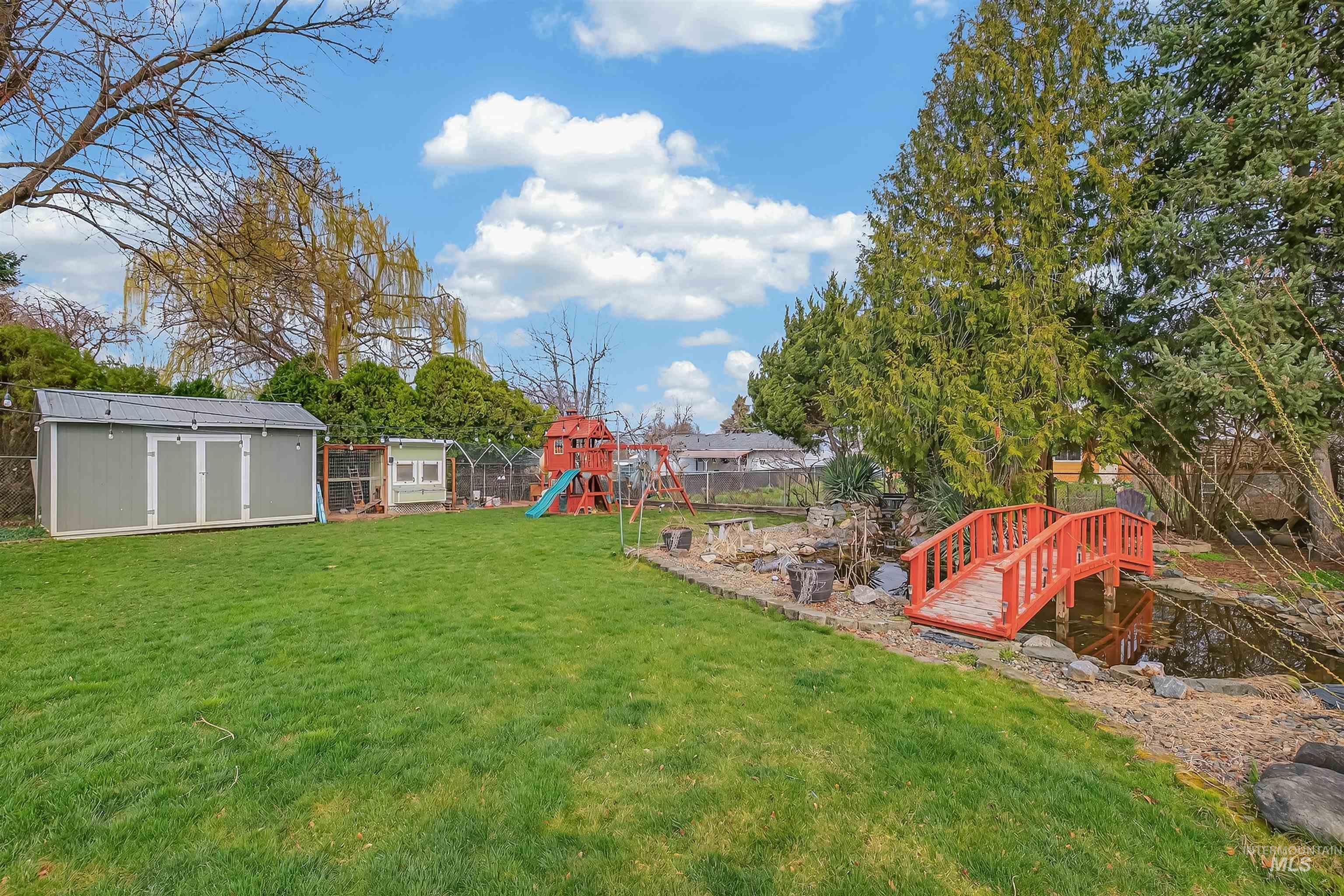 2007 Powers Drive, Lewiston, Idaho 83501, 4 Bedrooms, 2 Bathrooms, Residential For Sale, Price $465,000,MLS 98978686