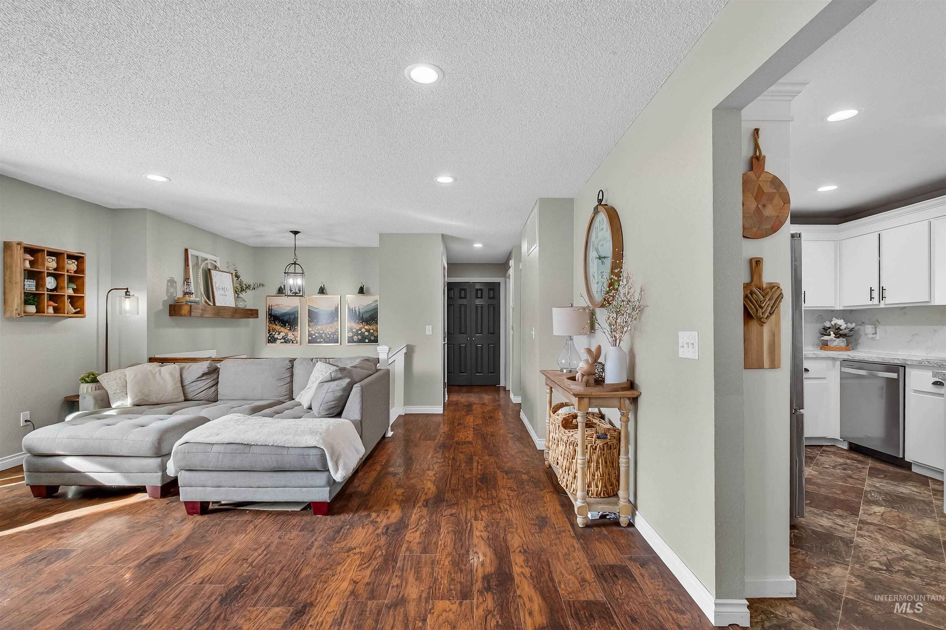 2007 Powers Drive, Lewiston, Idaho 83501, 4 Bedrooms, 2 Bathrooms, Residential For Sale, Price $465,000,MLS 98978686