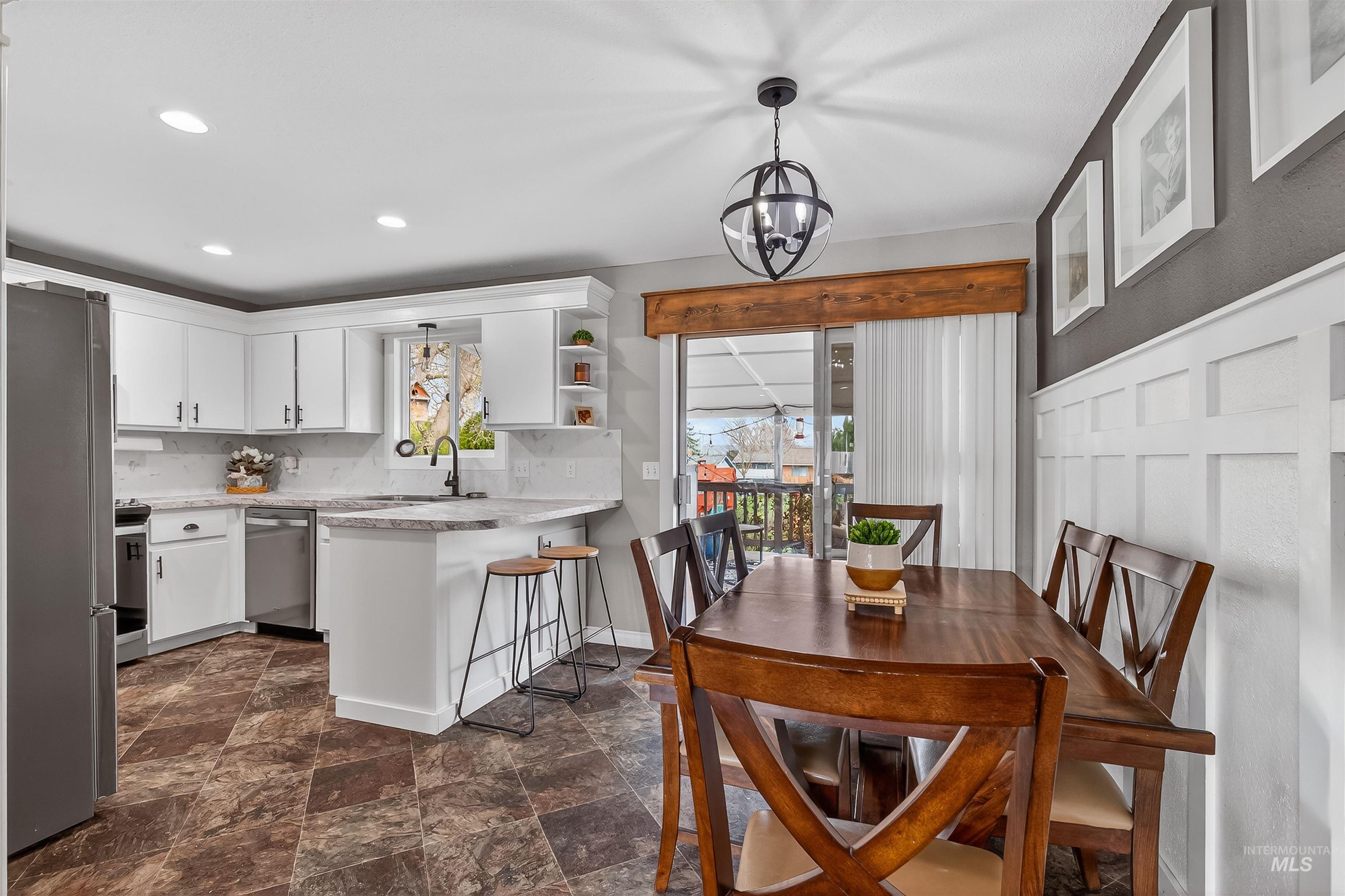 2007 Powers Drive, Lewiston, Idaho 83501, 4 Bedrooms, 2 Bathrooms, Residential For Sale, Price $465,000,MLS 98978686