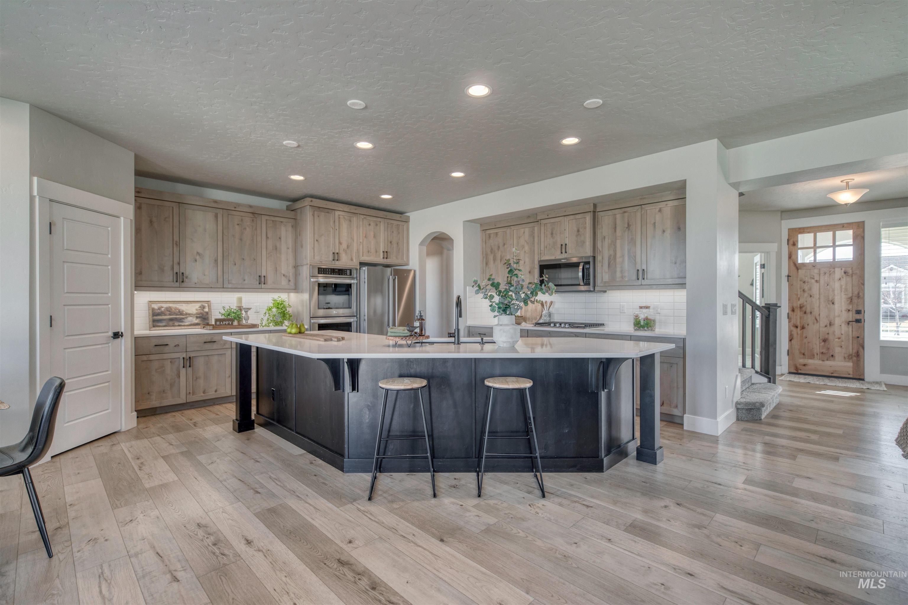 5215 N Cunard Way, Meridian, Idaho 83646, 4 Bedrooms, 3.5 Bathrooms, Residential For Sale, Price $750,000,MLS 98978688