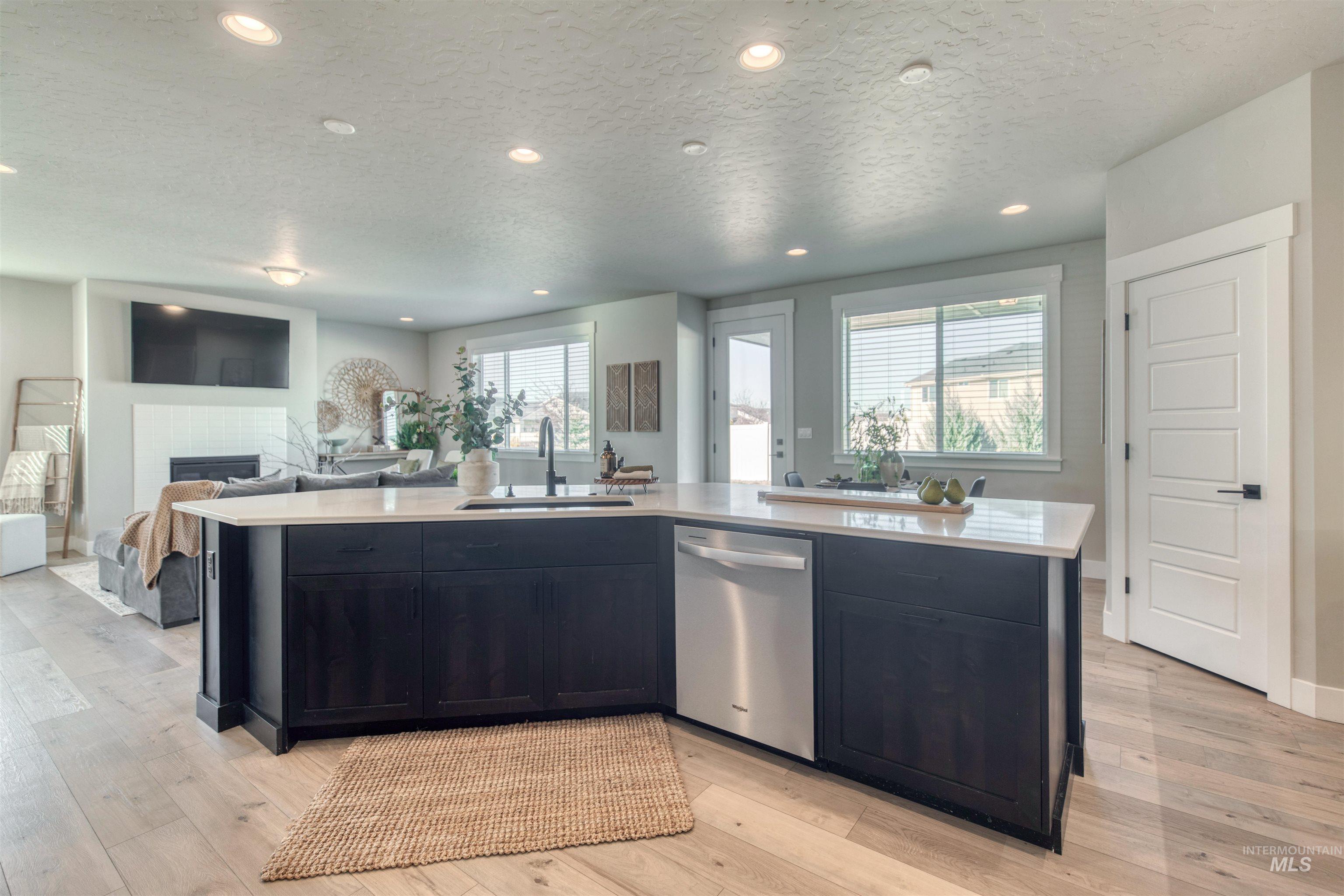 5215 N Cunard Way, Meridian, Idaho 83646, 4 Bedrooms, 3.5 Bathrooms, Residential For Sale, Price $750,000,MLS 98978688