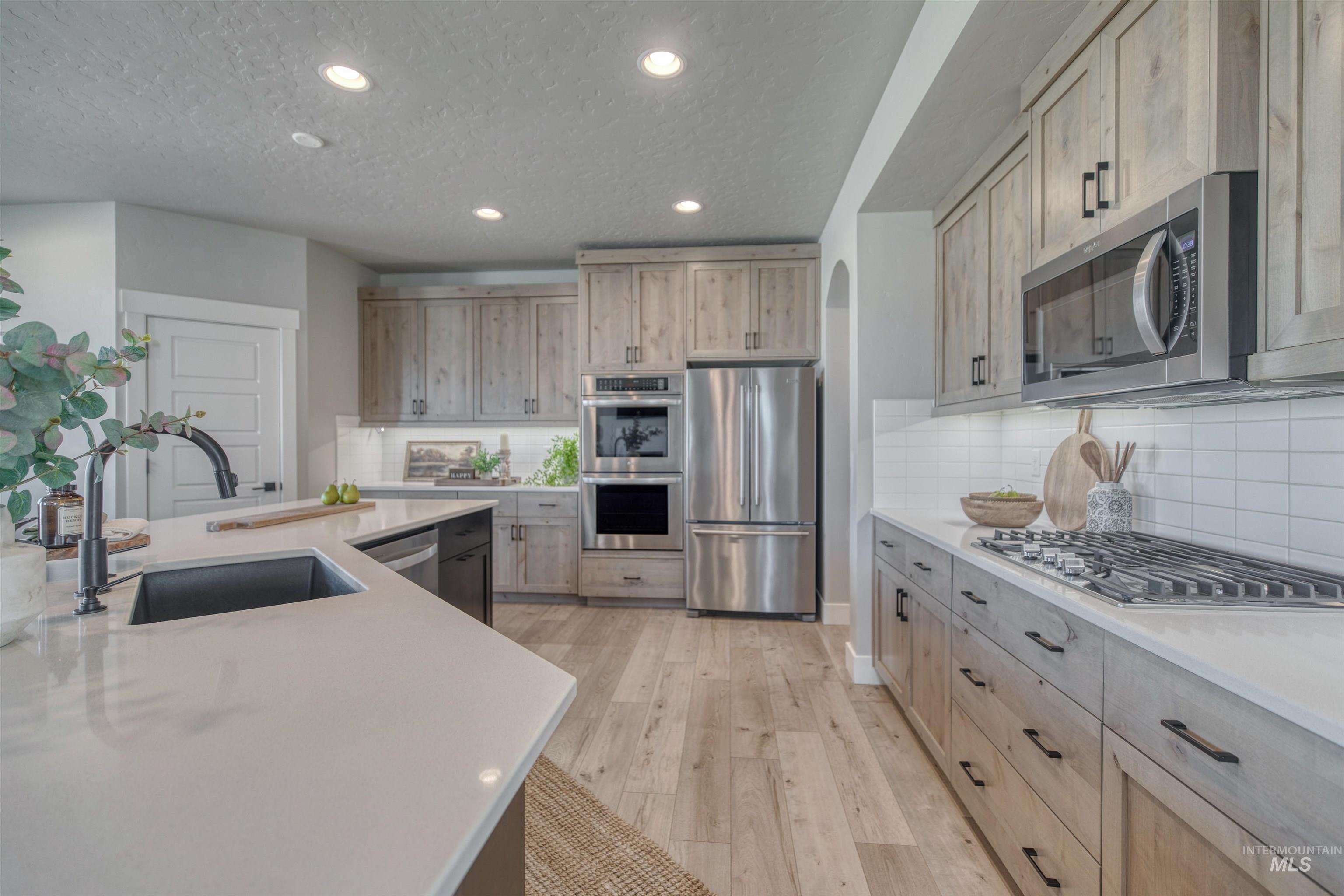 5215 N Cunard Way, Meridian, Idaho 83646, 4 Bedrooms, 3.5 Bathrooms, Residential For Sale, Price $750,000,MLS 98978688